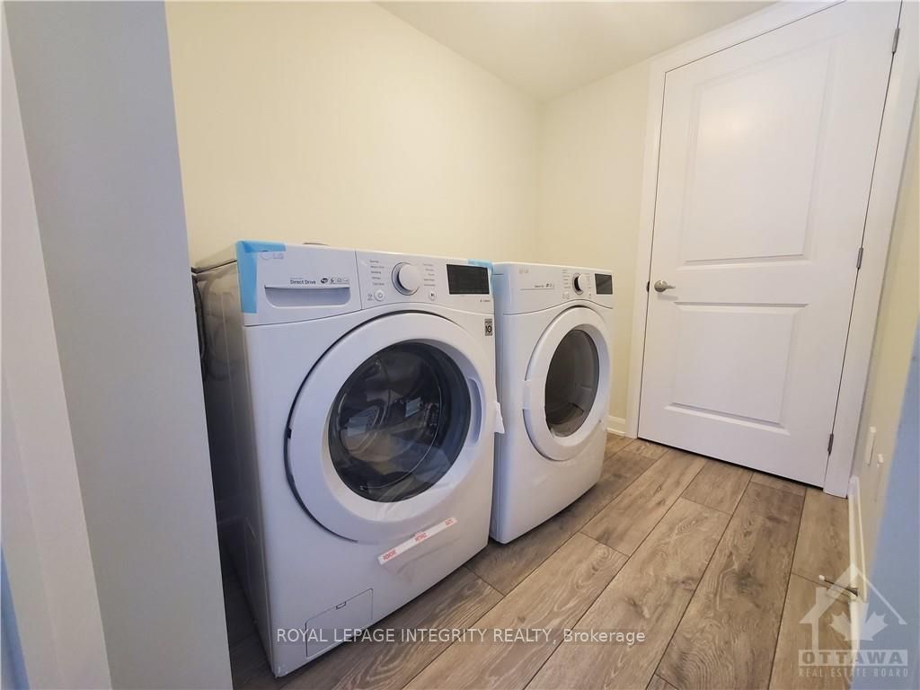 904 Lixnaw Court, Ottawa, ON, K2J 6Y3 photo 3