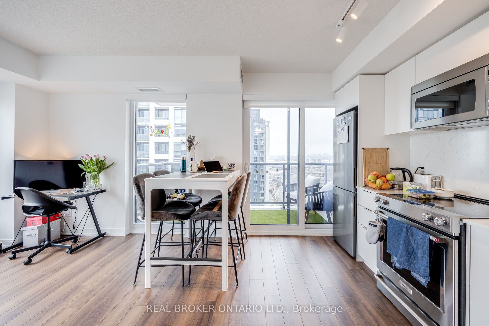 Additional image 4 of 2010-30 Samuel Wood Way, Toronto, ON, M9B 0C9