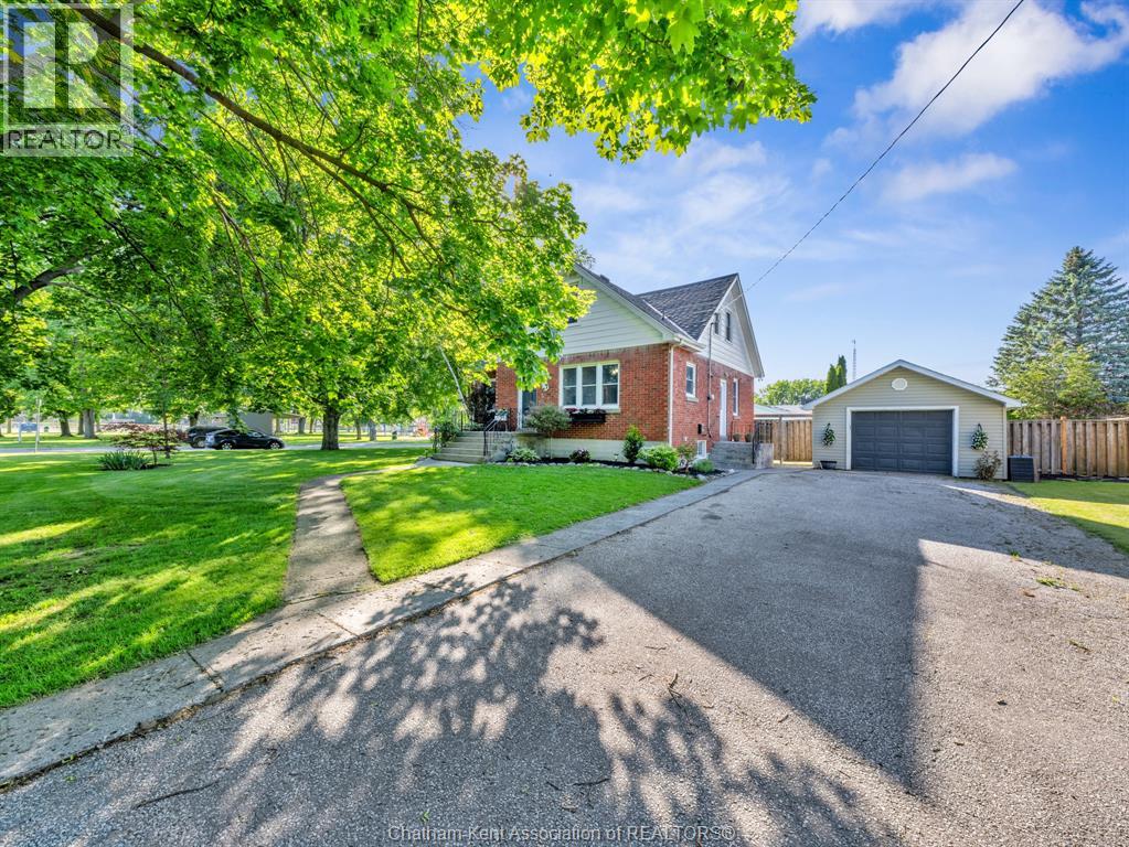 27 Jackson Drive, Chatham, ON, N7L2N9 photo 5