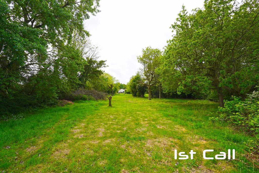 Additional image 17 of 2 bed detached bungalow for saleThe Chase, Rochford SS4