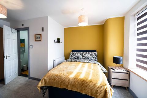 Ashton Road West, Failsworth, Manchester M35, Room to rent