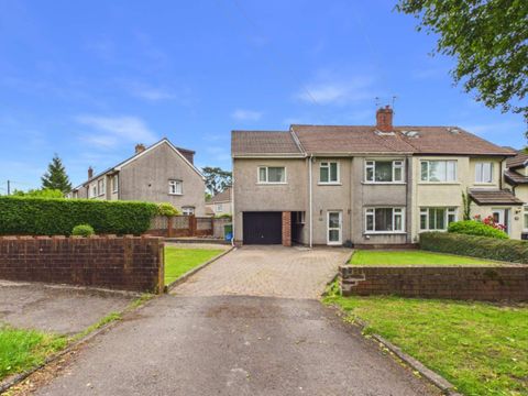 Heol Llanishen Fach, Rhiwbina, Cardiff. CF14