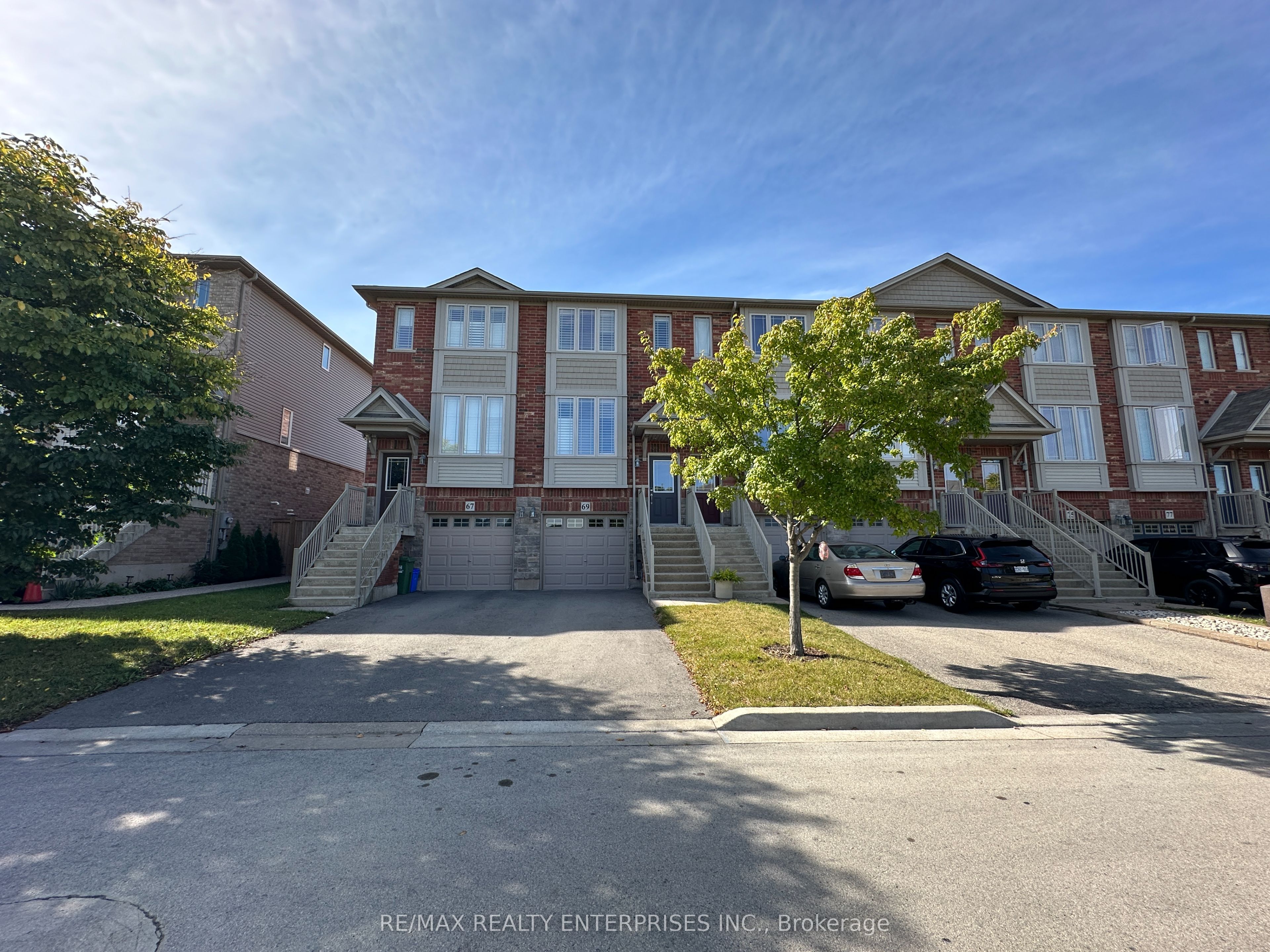 69 Edenrock Drive, Hamilton, ON, L8E 0G7 photo 2