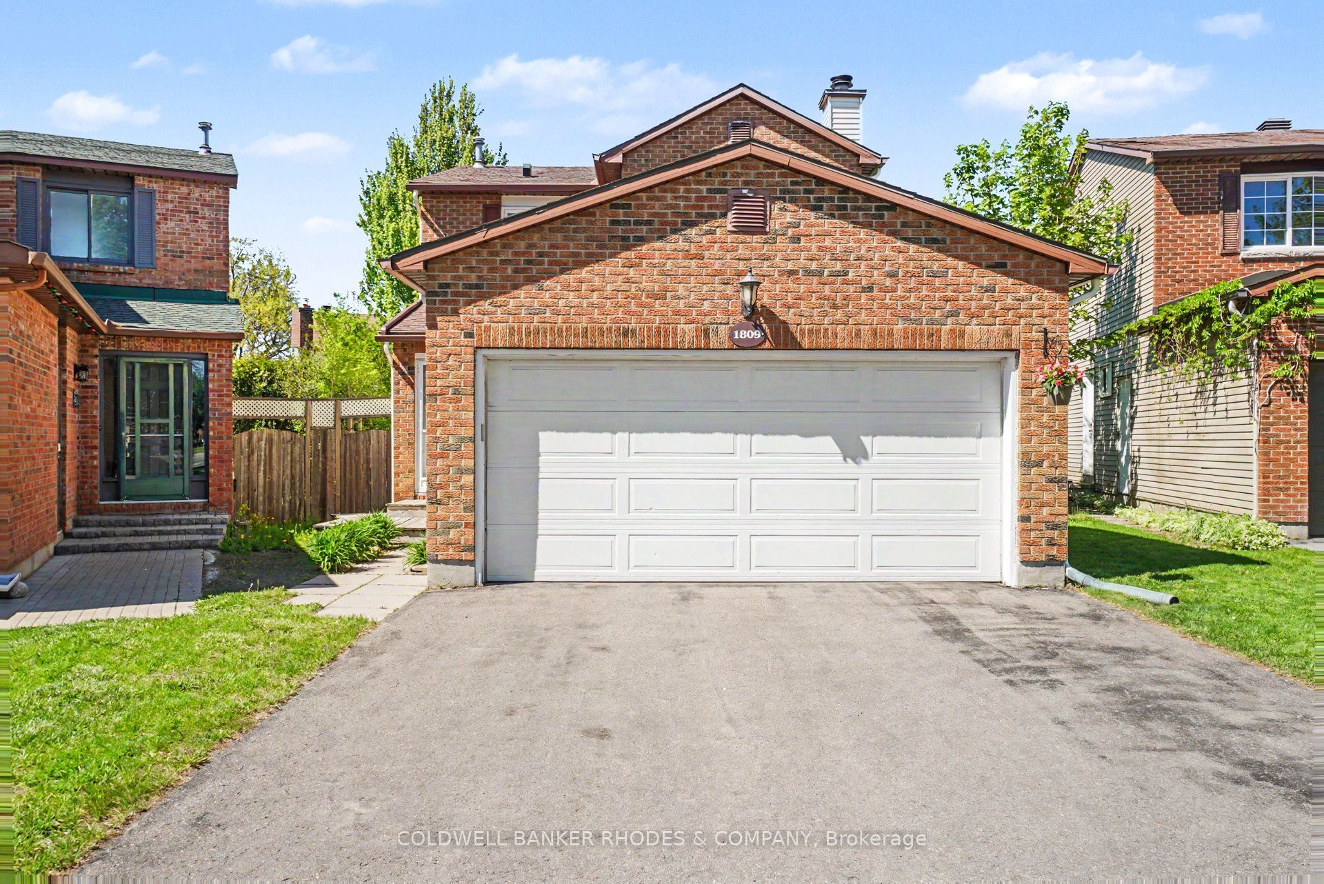 1809 Brousseau Crescent, Ottawa, ON, K1C 2Y5