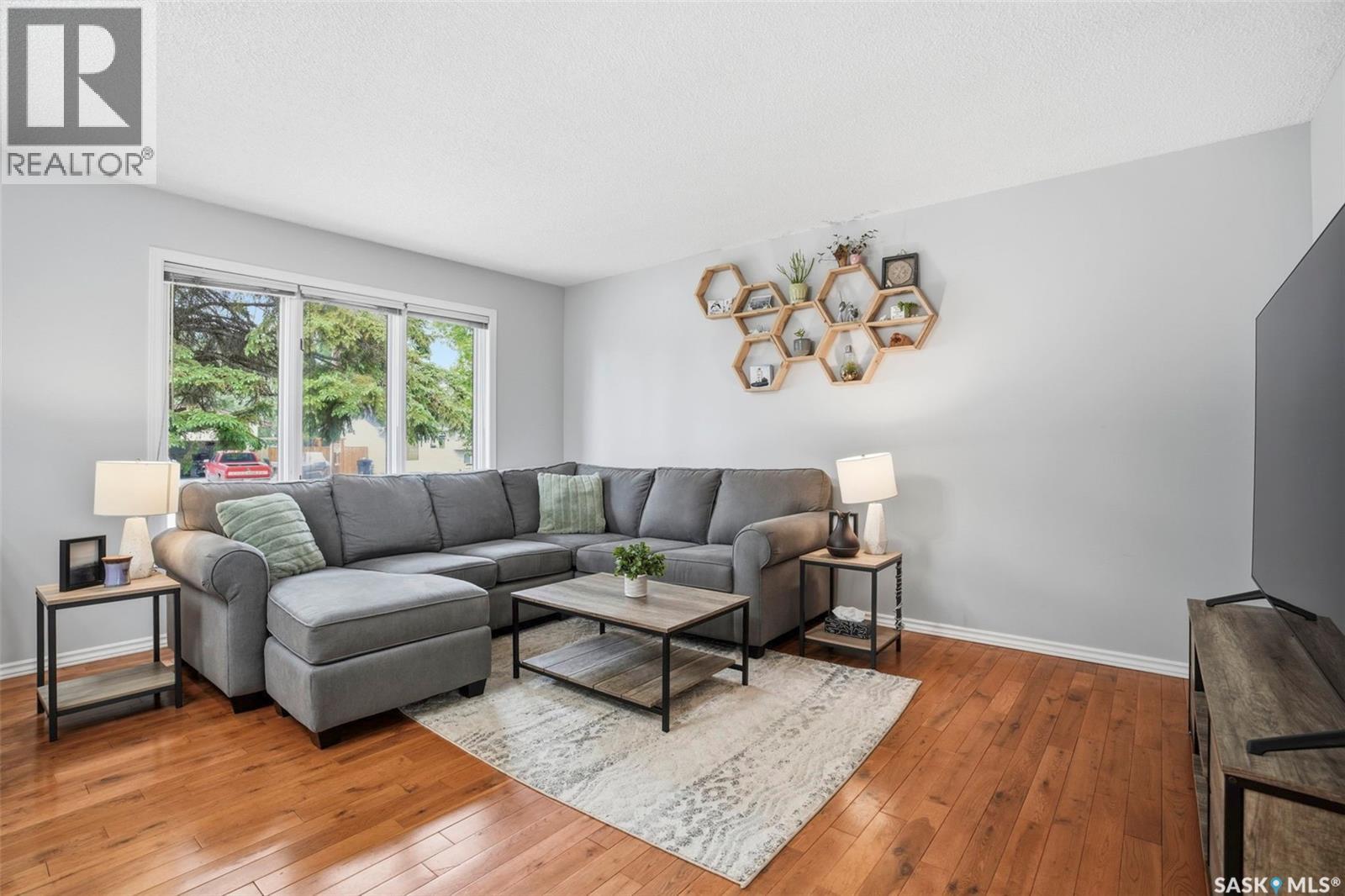 143 Adilman Drive, Saskatoon, SK, S7K7P3 photo 4