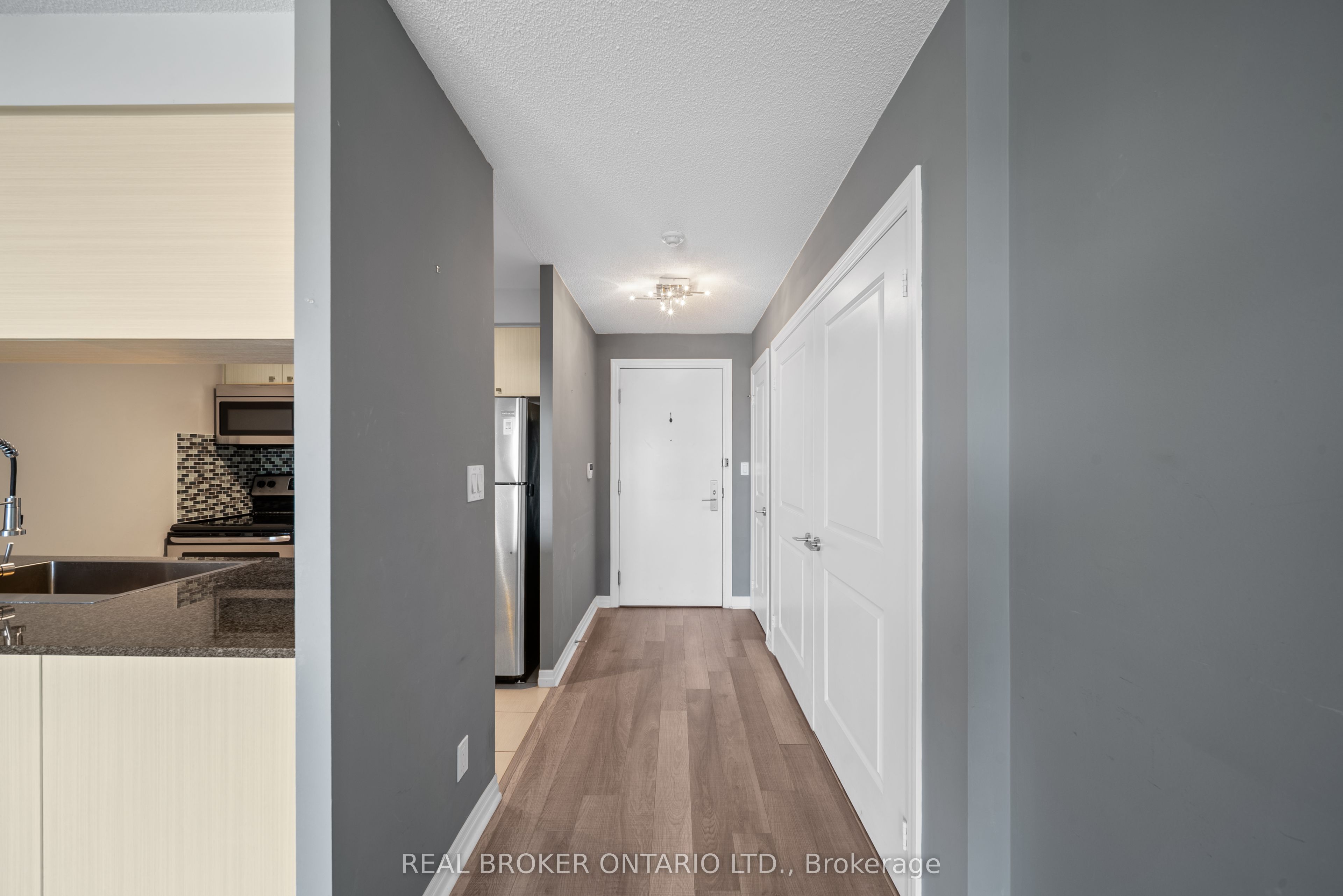 3010-2015 Sheppard Avenue E, Toronto, ON, M2J 0B3 photo 3