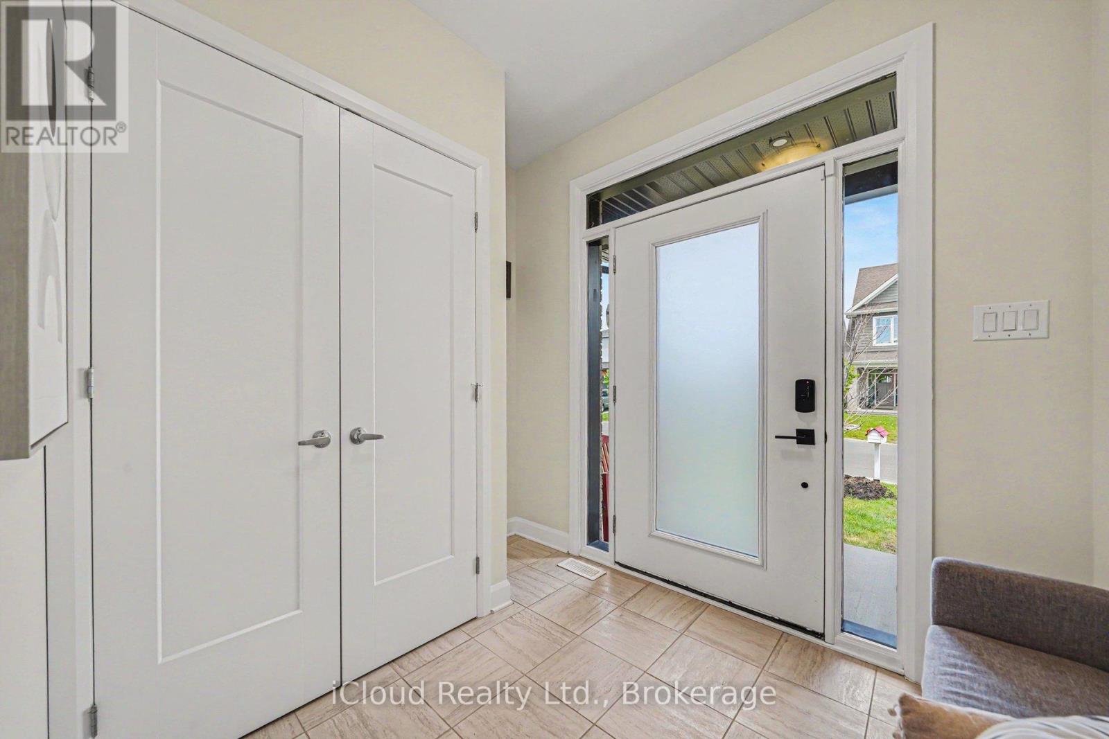 Additional image 2 of 616 Moonflower Crescent, Ottawa, ON, K1T0X8