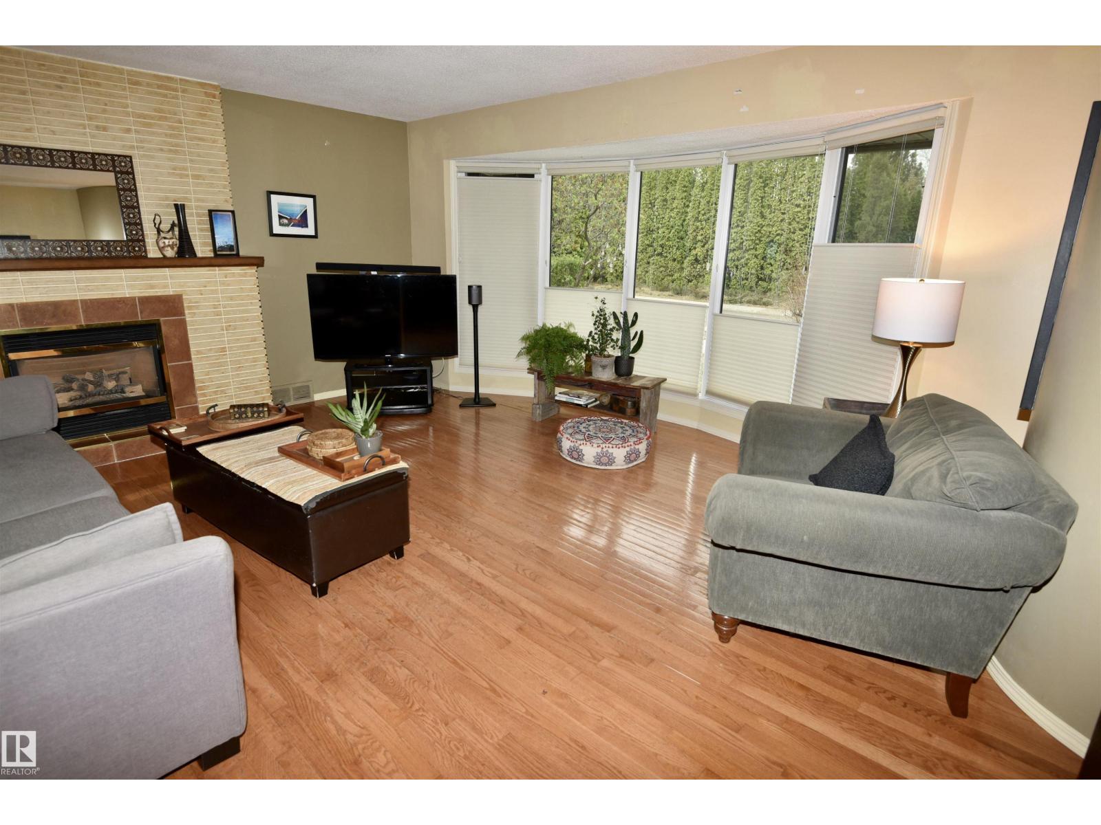13910 101a Avenue NW, Edmonton, AB, T5N0L2 photo 4