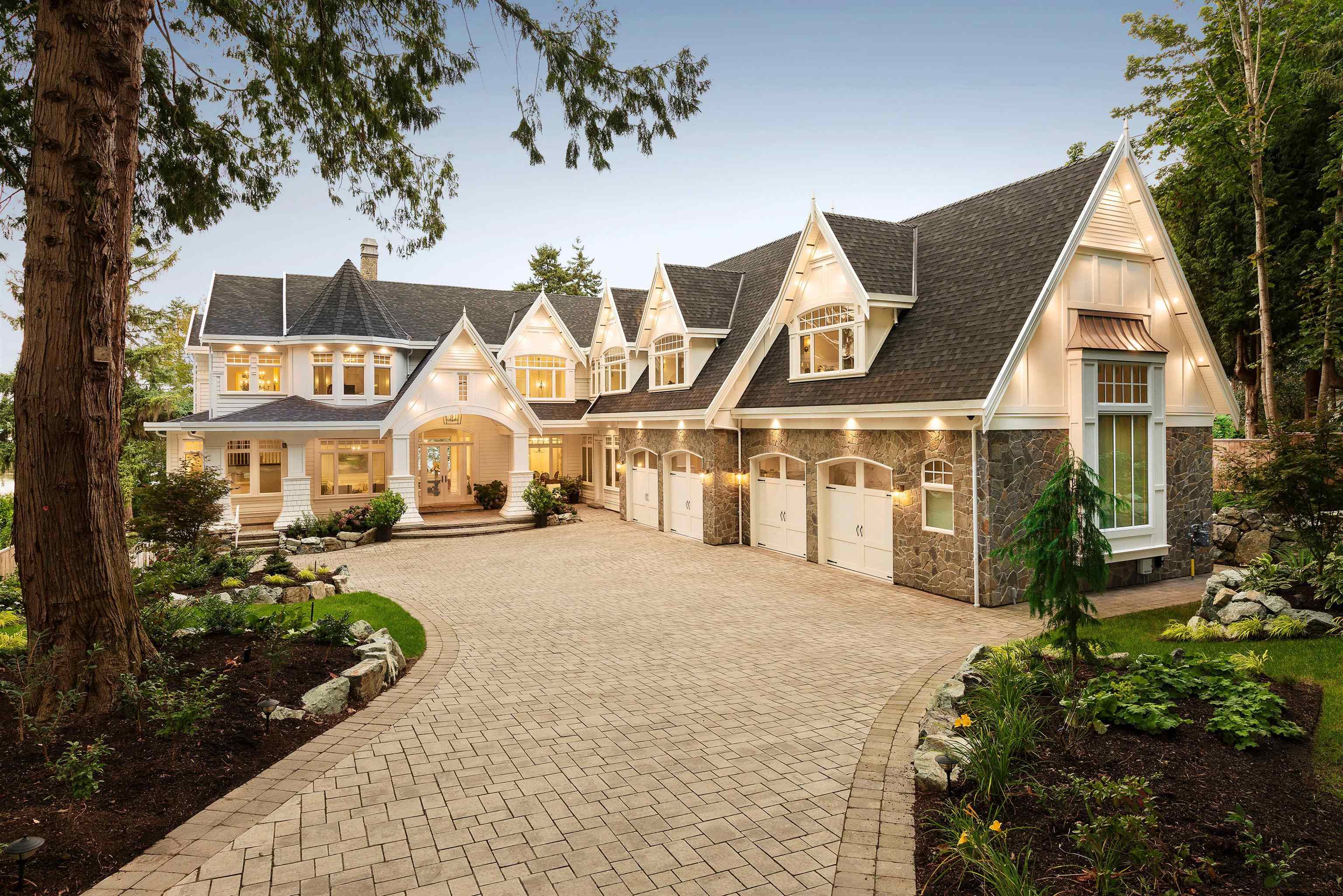 12603 Crescent Road, Surrey, BC, V4A 2V4