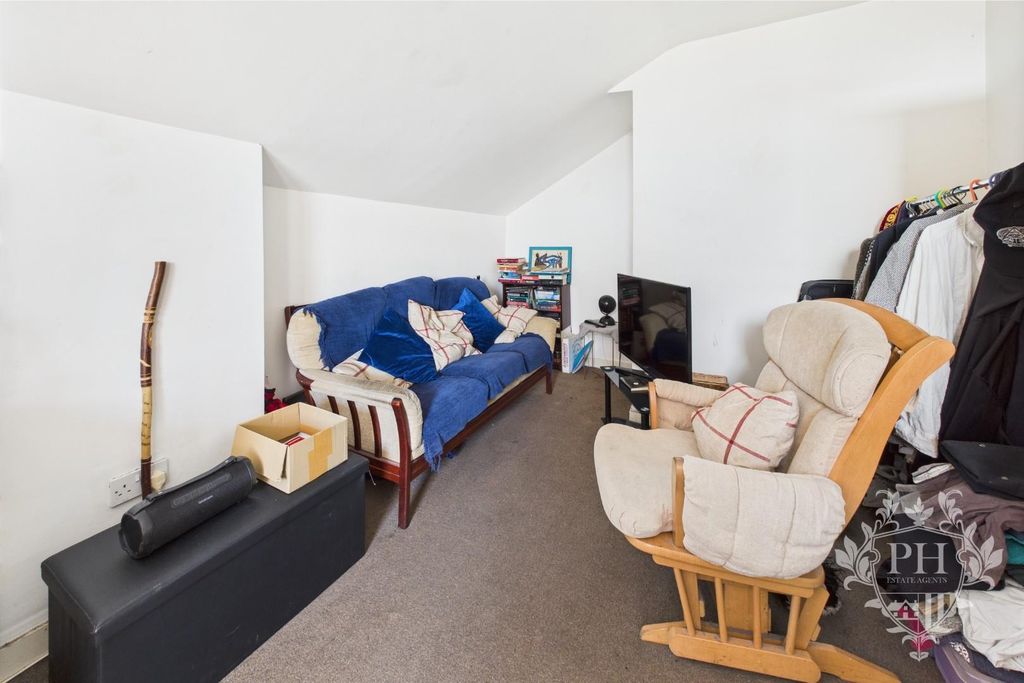 Additional image 5 of 2 bed flat for saleCoatham House, Coatham Road, Redcar TS10