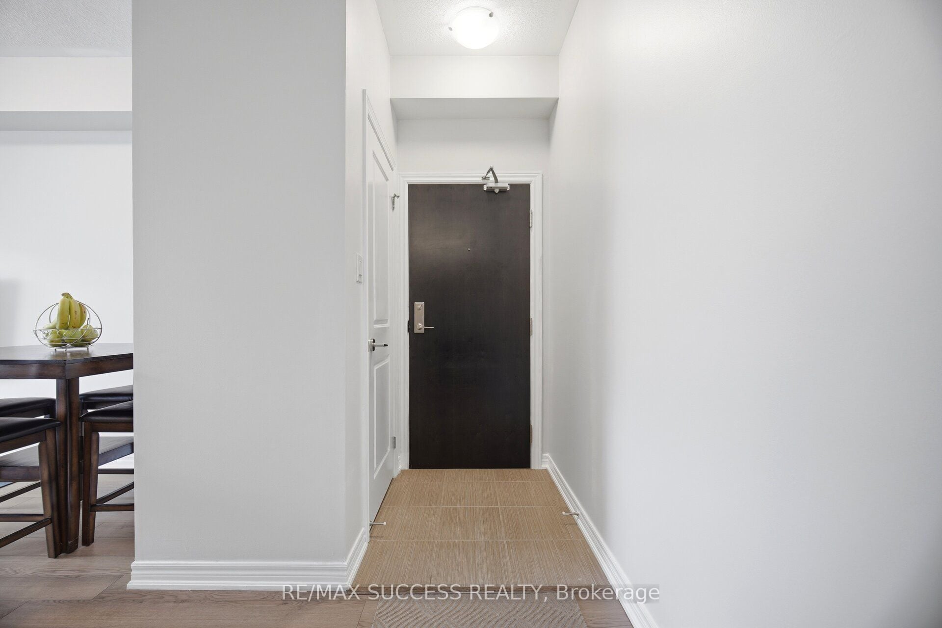 Additional image 4 of 311-269 Georgian Drive, Oakville, ON, L6H 0L1
