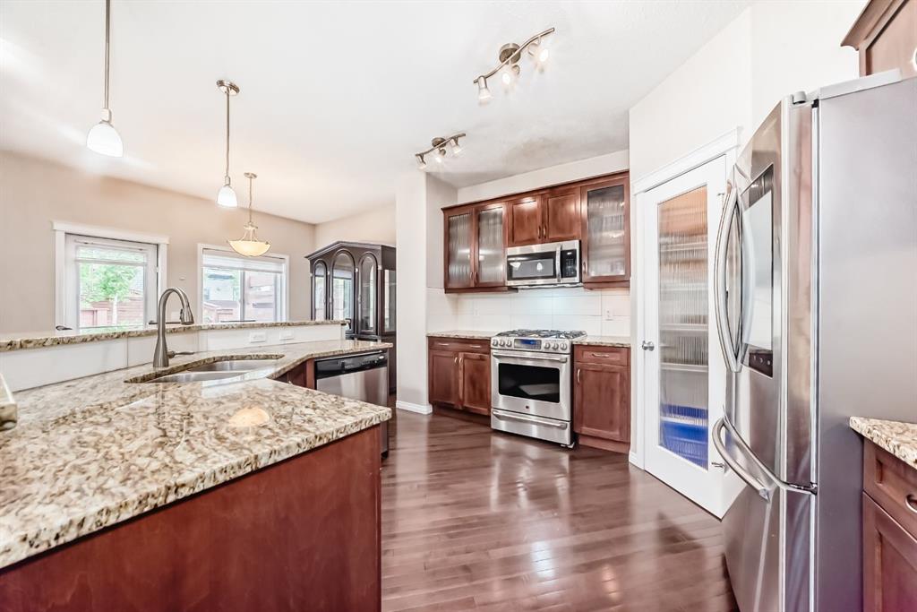 314 Reunion Heath NW, Airdrie, AB, T4B0M5 photo 5