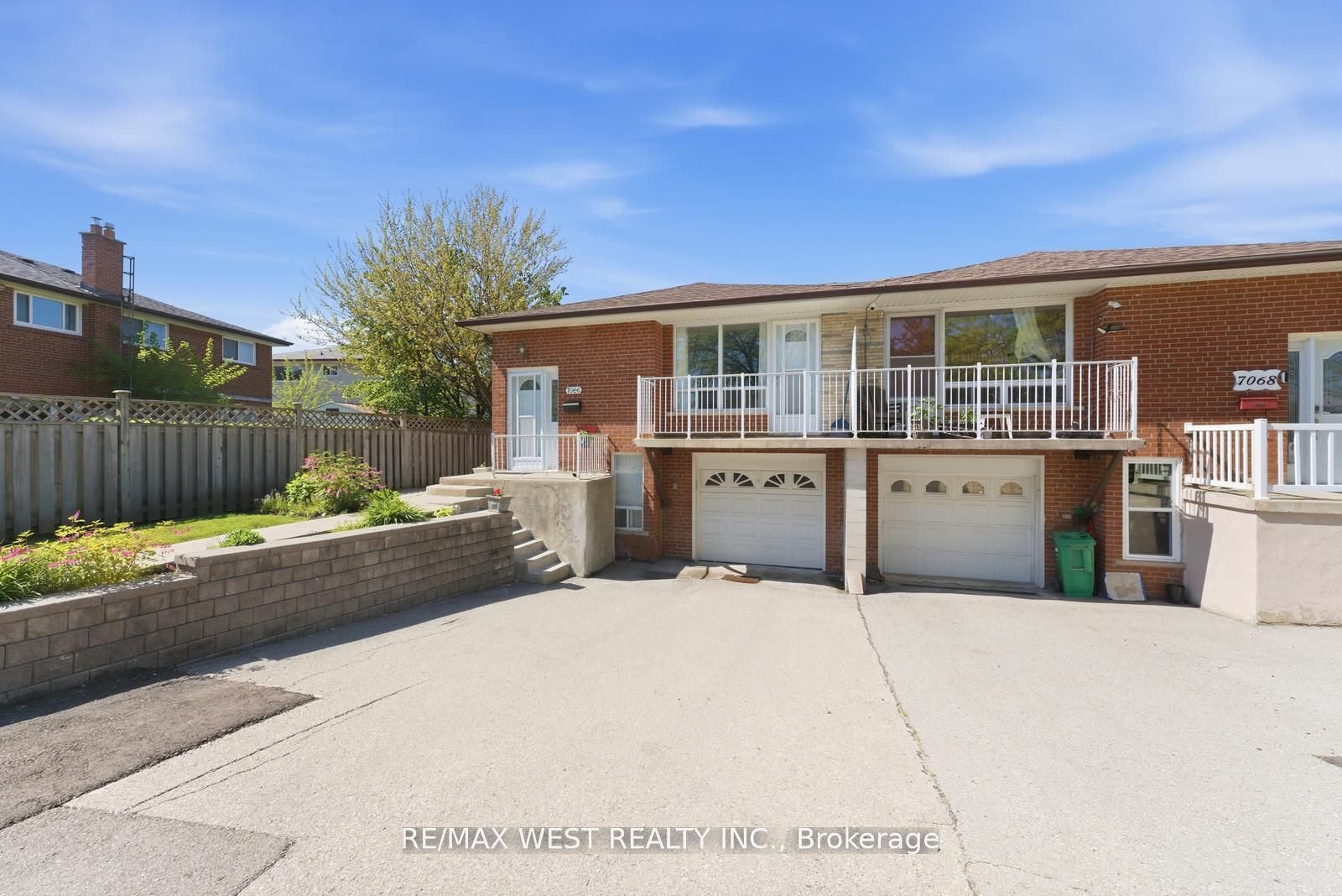 Additional image 2 of 7066 Magic Court, Mississauga, ON, L4T 3A1