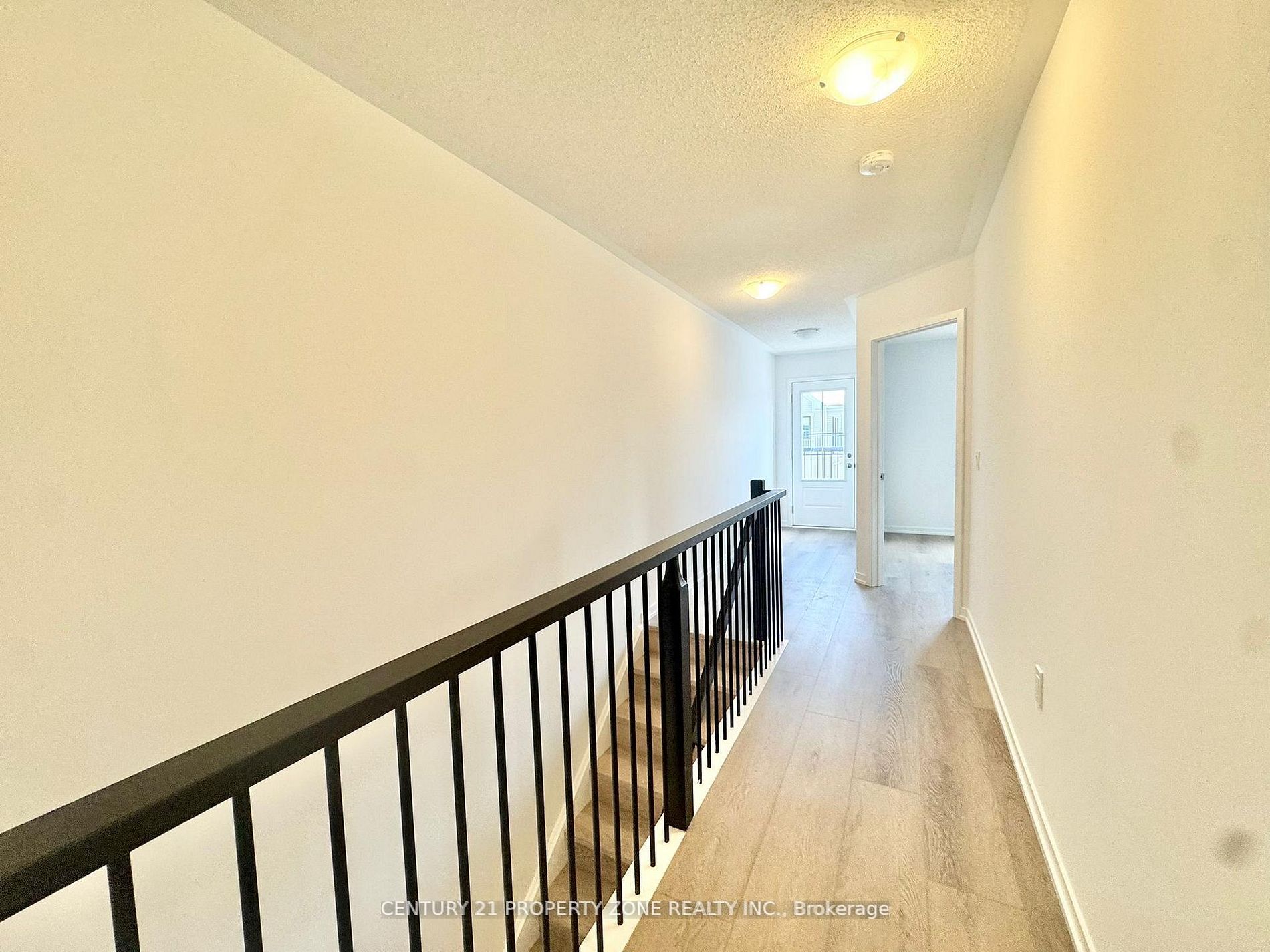 49 Kingbird Common, Cambridge, ON, N1R 5S2 photo 5