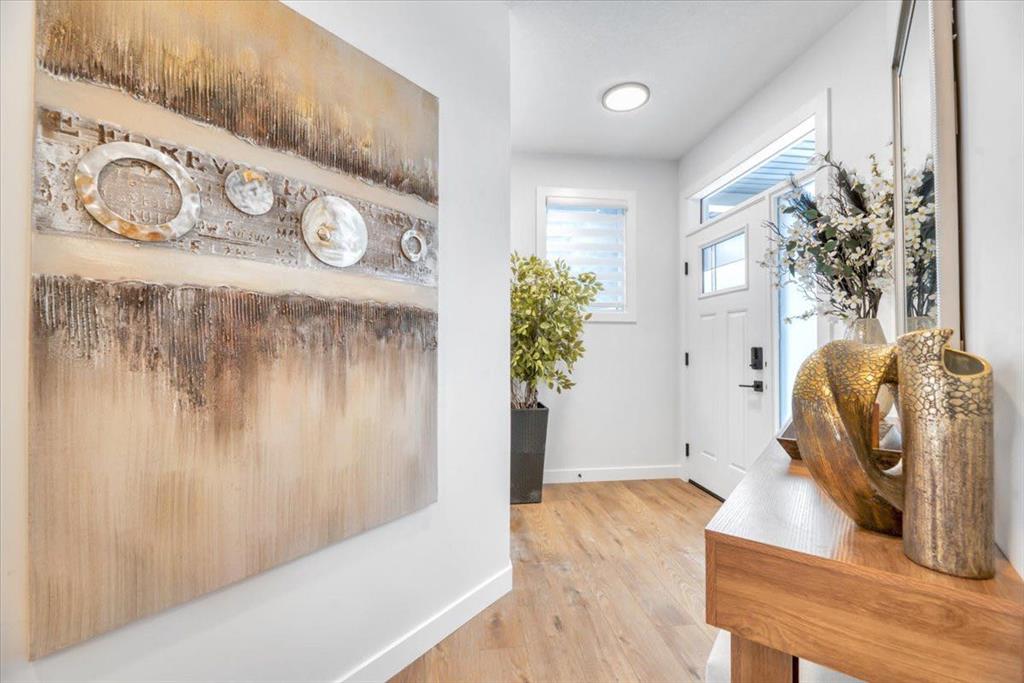 77 Versant Point SW, Calgary, AB, T2Z 0Z5 photo 5