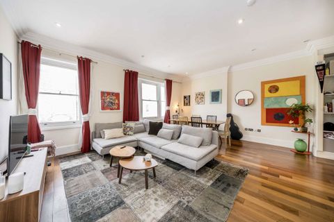 Campden Hill Gardens, Kensington W8
