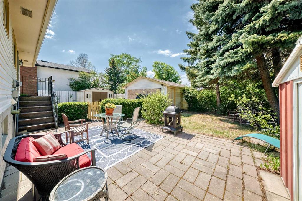 5539 Dalhart Road NW, Calgary, AB, T3A 1S3