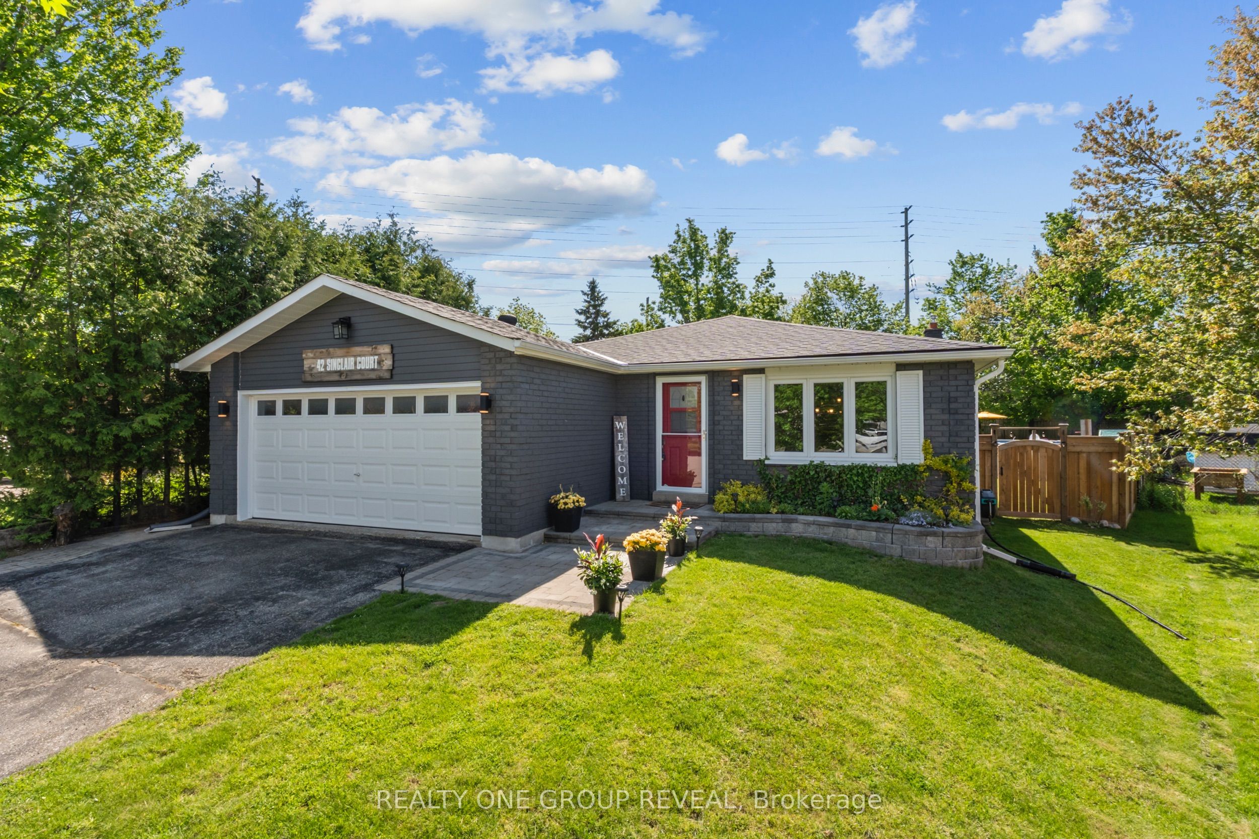 42 Sinclair Court, Barrie, ON, L4N 5X8 photo 4