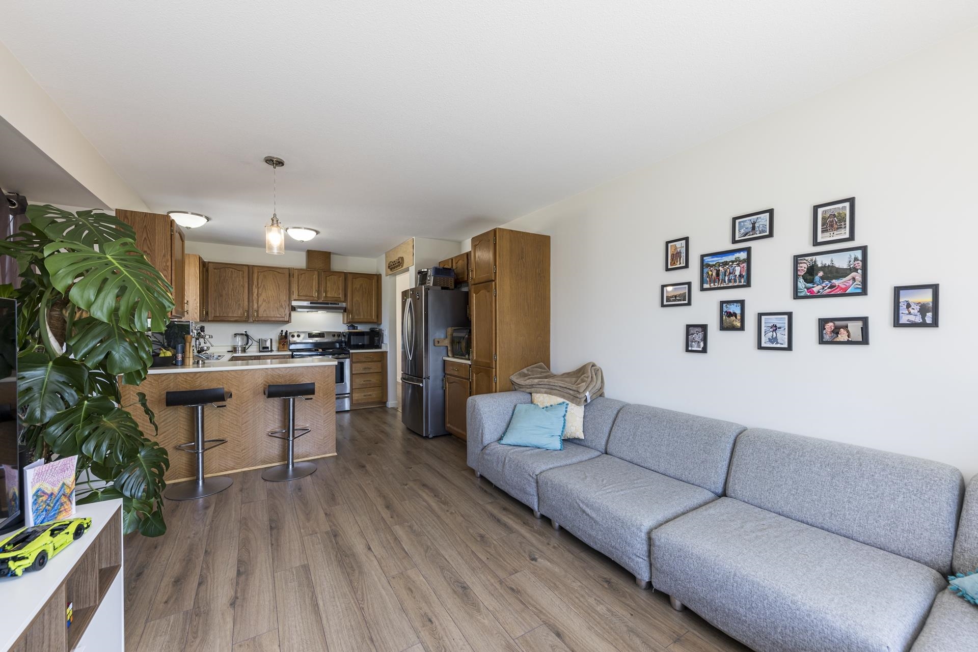 239 20th Street E, North Vancouver, BC, V7L 3A6 photo 3