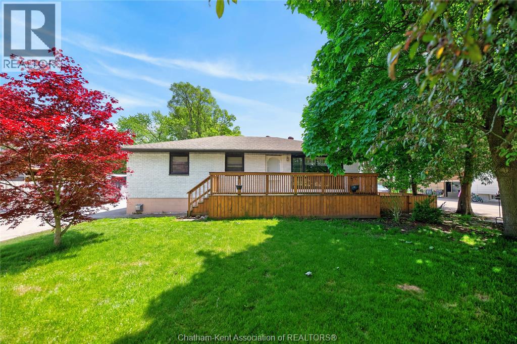 944 Mcnaughton Avenue, Chatham, ON, N7L0E4
