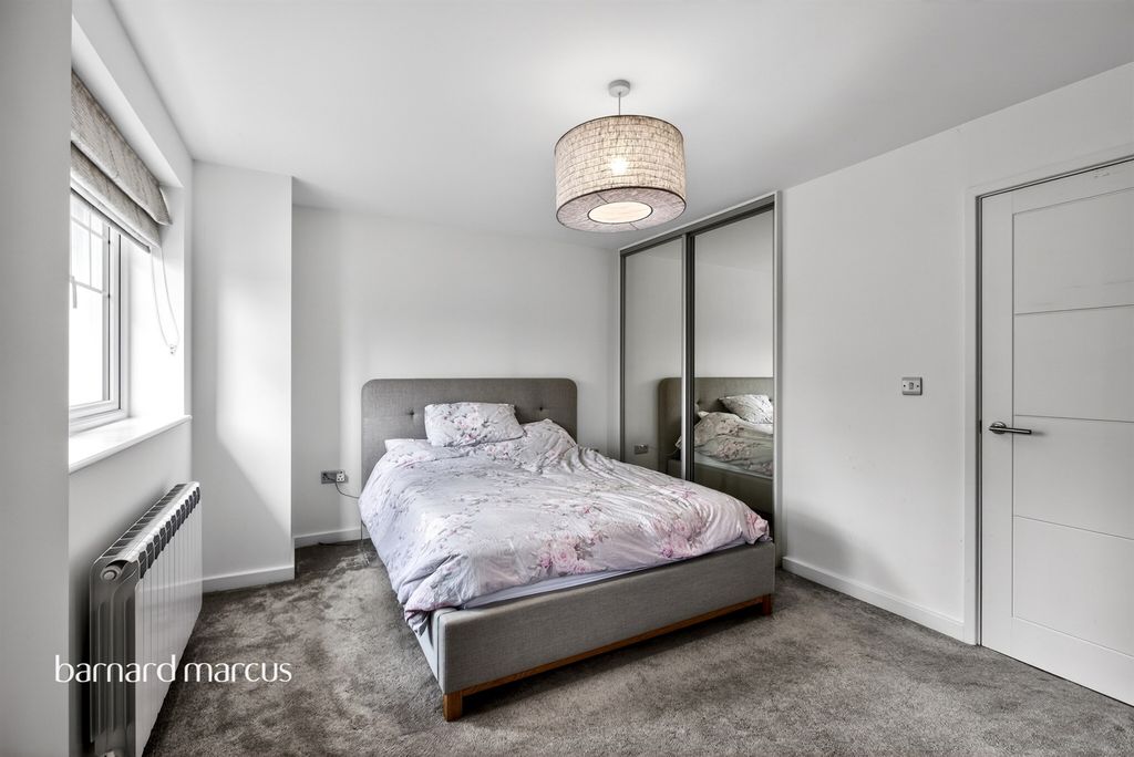Additional image 8 of 4 bed property for saleLondon Road, Redhill RH1