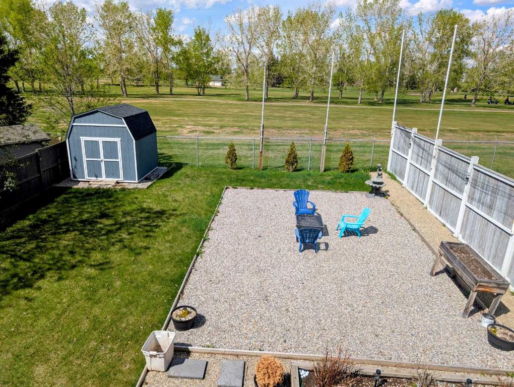 704 Stonehaven Drive, Carstairs, AB, T0M0N0 photo 2