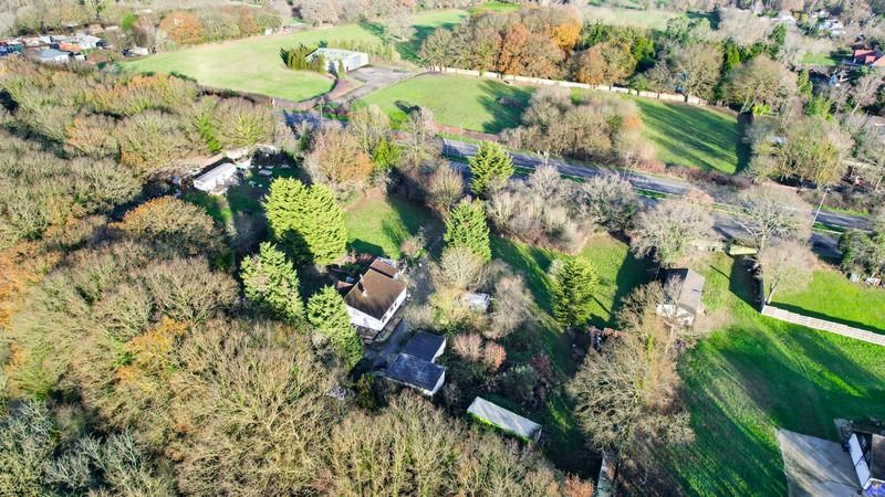 3 bed detached bungalow for saleArterial Road, Rayleigh, Essex SS6