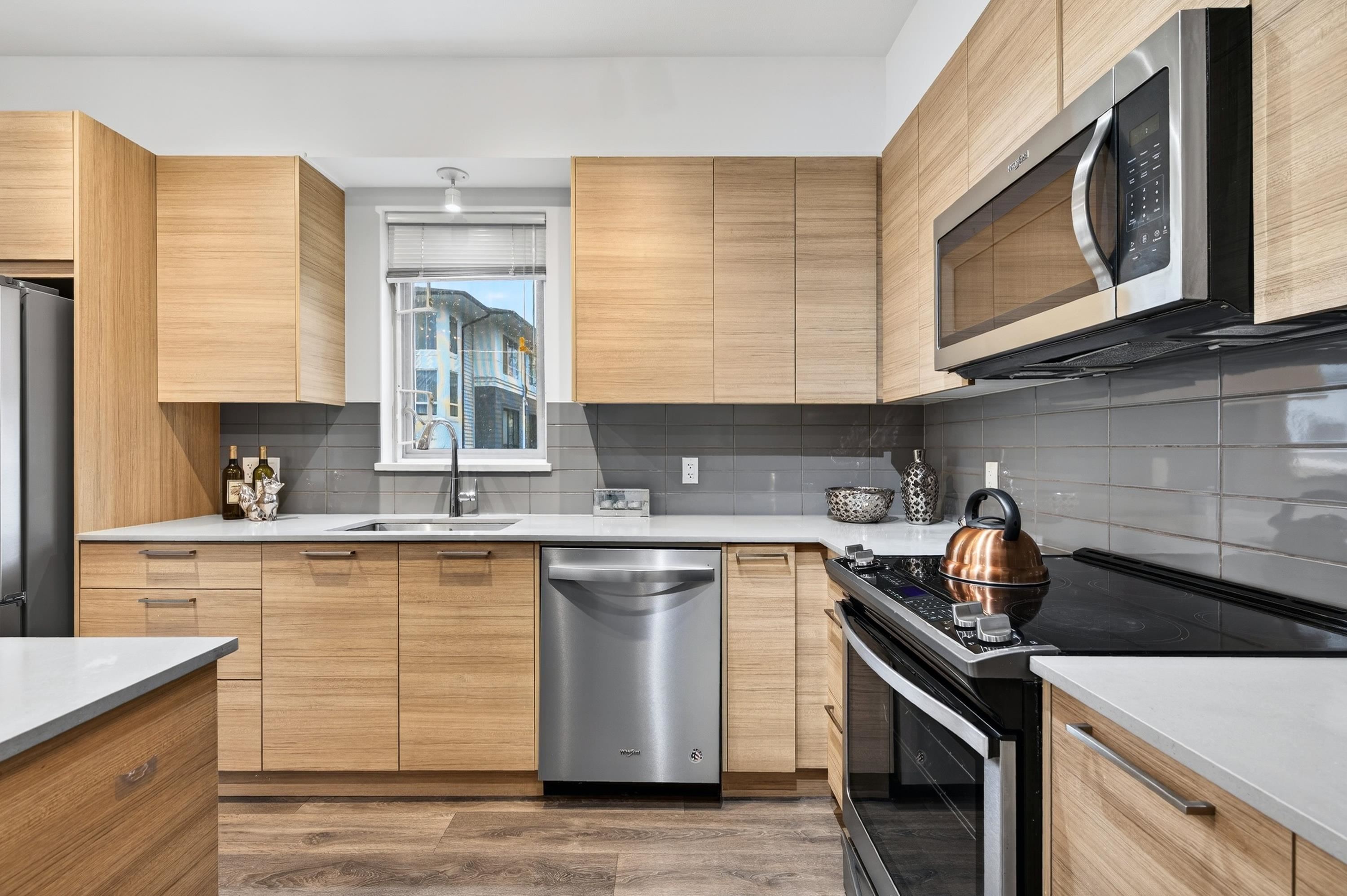 Additional image 5 of 1405-18505 Laurensen Place, Surrey, BC, V4N 6R7