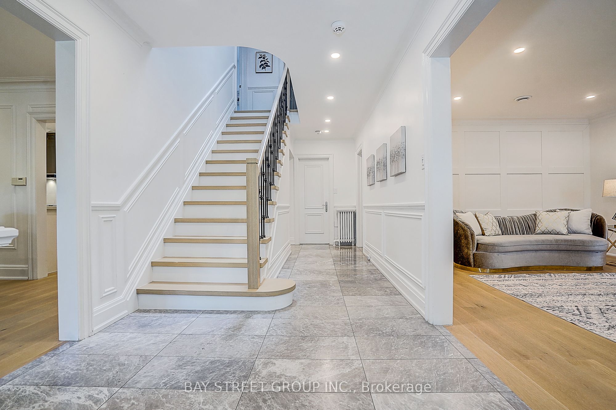 Additional image 4 of 3 Silverwood Avenue, Toronto, ON, M5P 1W3