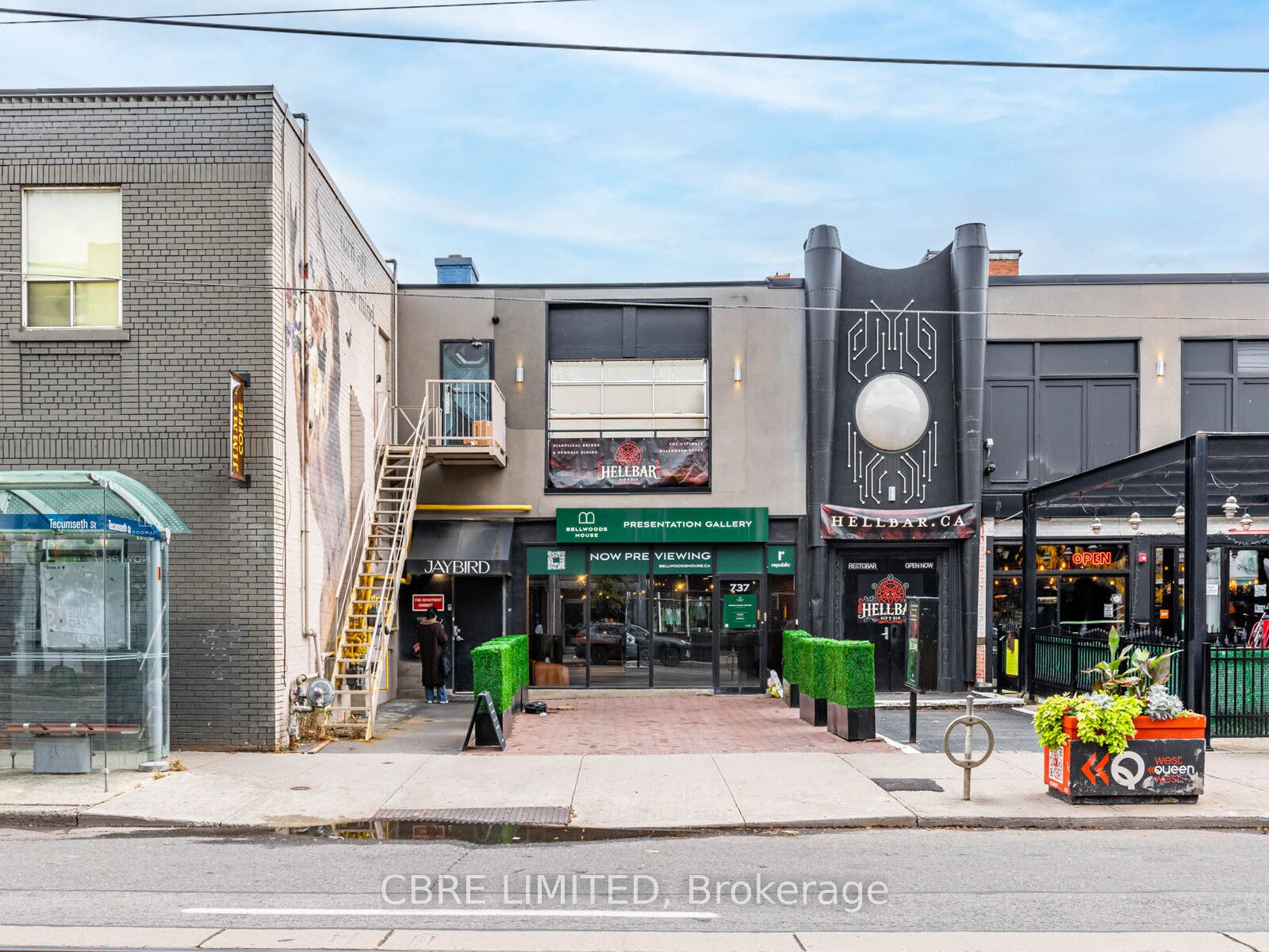 737 Queen Street W, Toronto, ON, M6J 1G1