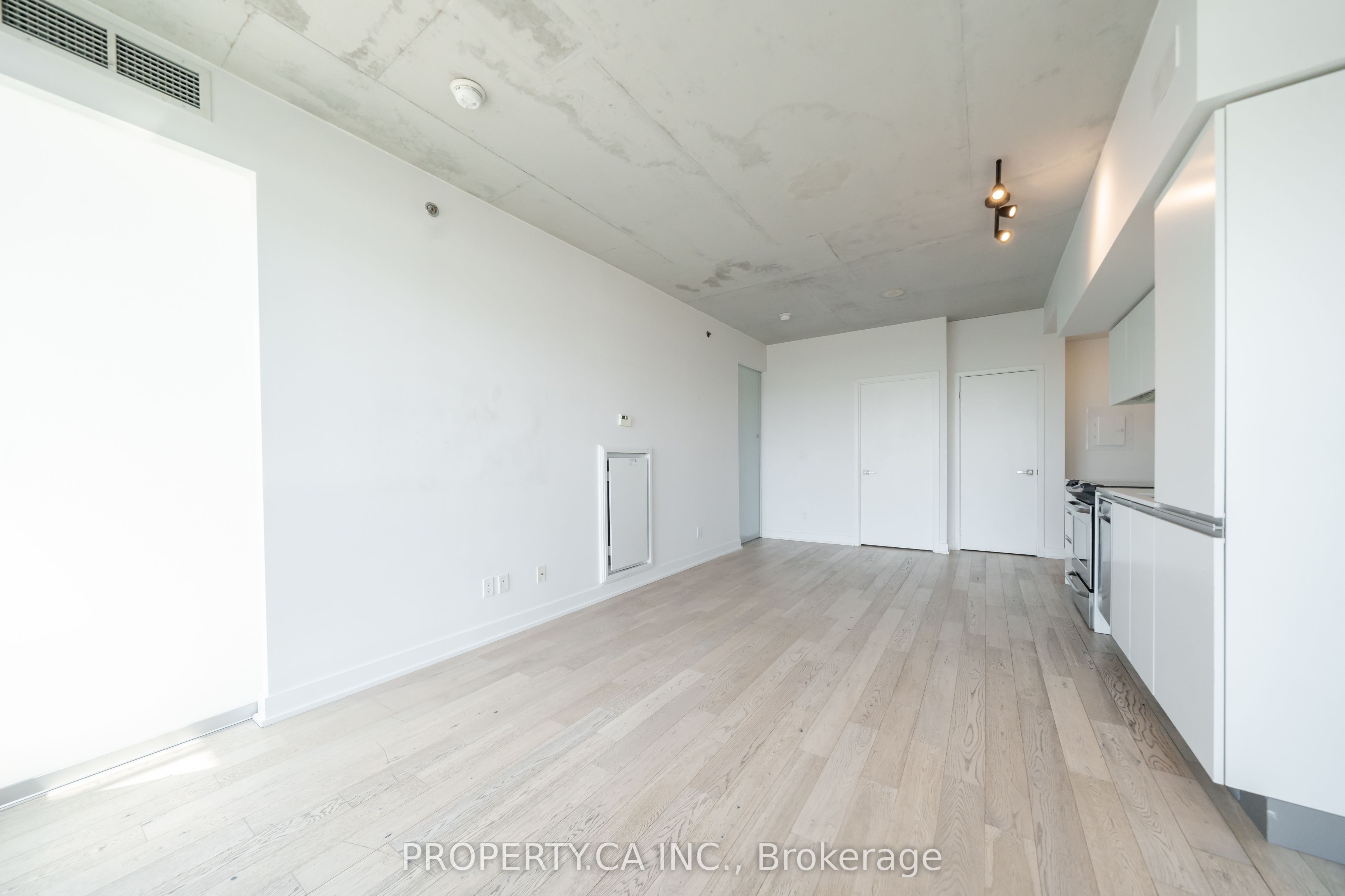 Additional image 3 of 711-20 Minowan Miikan Lane, Toronto, ON, M6J 0E5