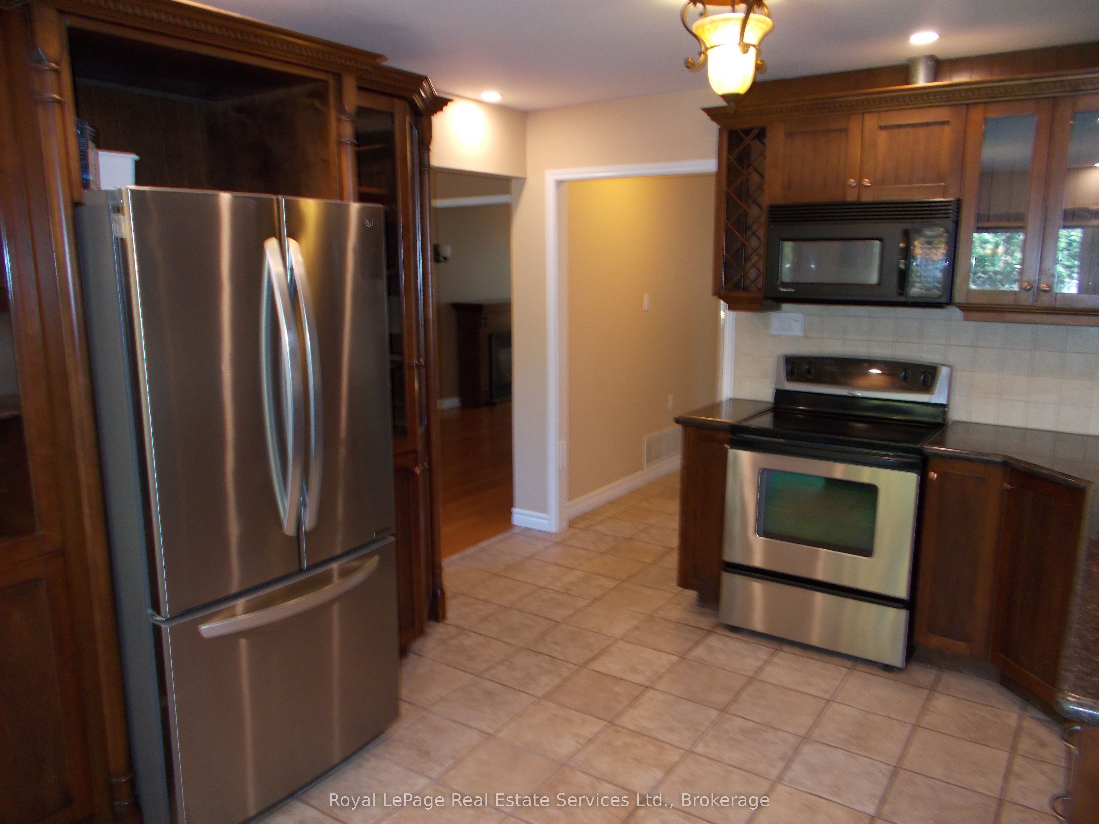 2208 Golden Briar Trail, Oakville, ON, L6H 4T8 photo 5