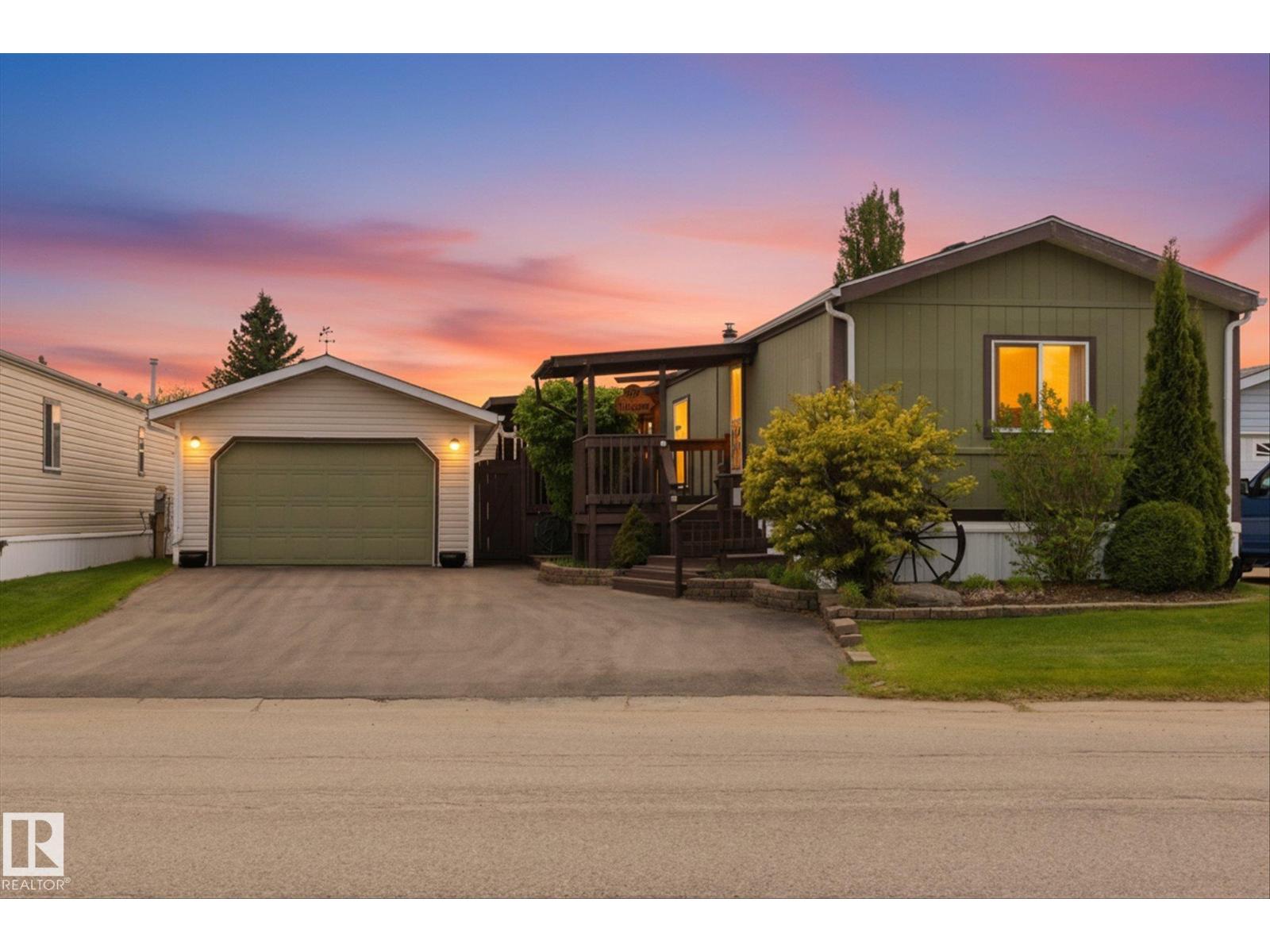 97-3400 48 Street, Stony Plain, AB, T7Z1S1
