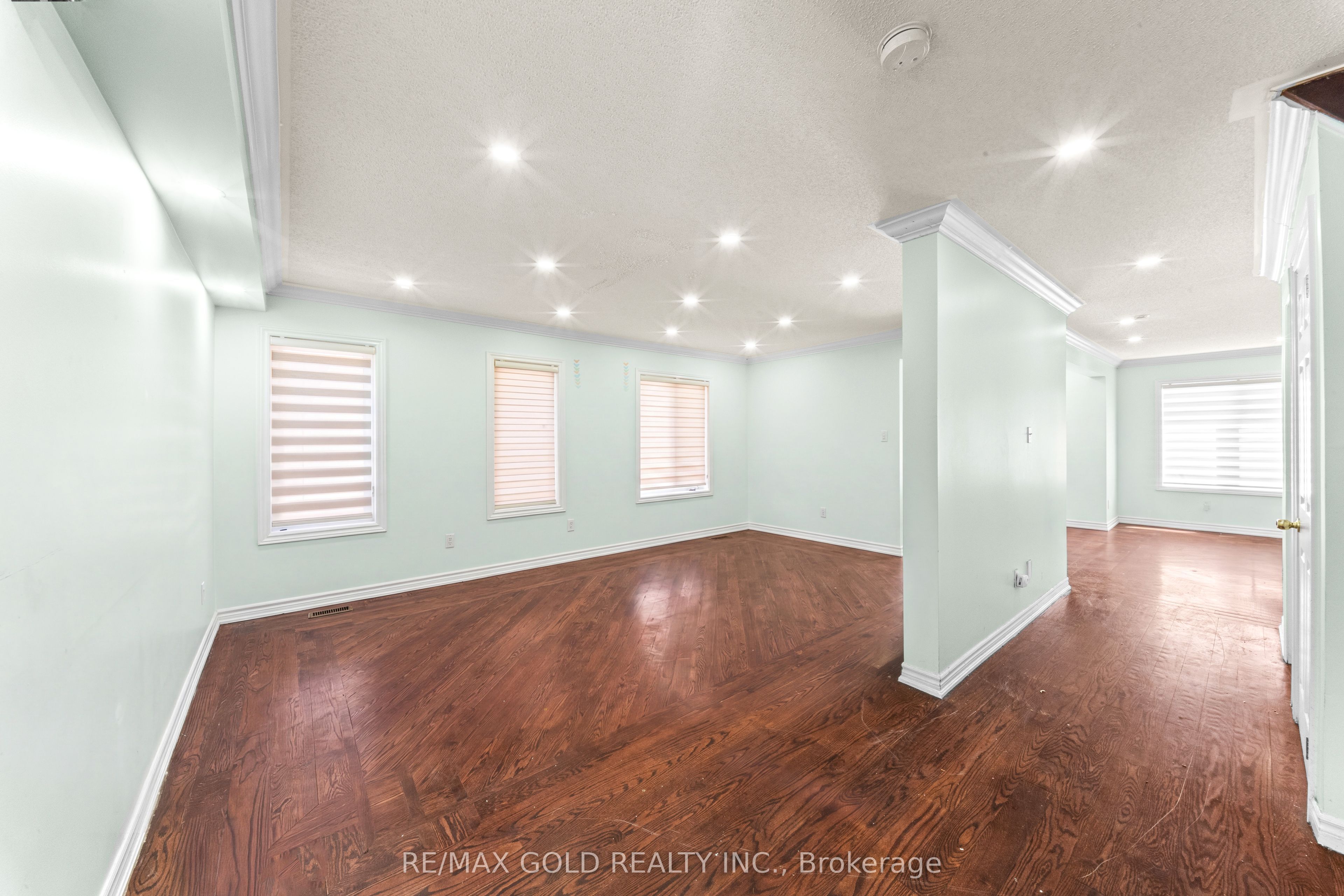 Additional image 6 of 31 Ravenscliffe Court, Brampton, ON, L6X 4N8