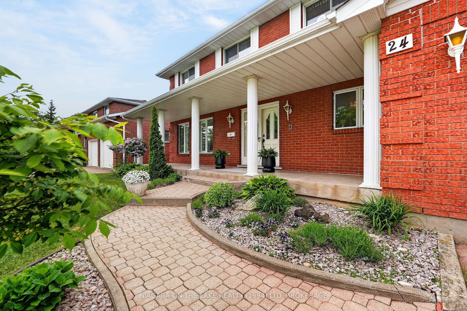 24 Renfrew Drive, Thorold, ON, L2V 4E7 photo 4