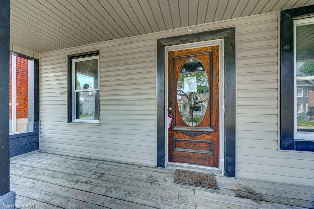 381 Pierre Avenue, Windsor, ON, N9A 2J7 photo 3