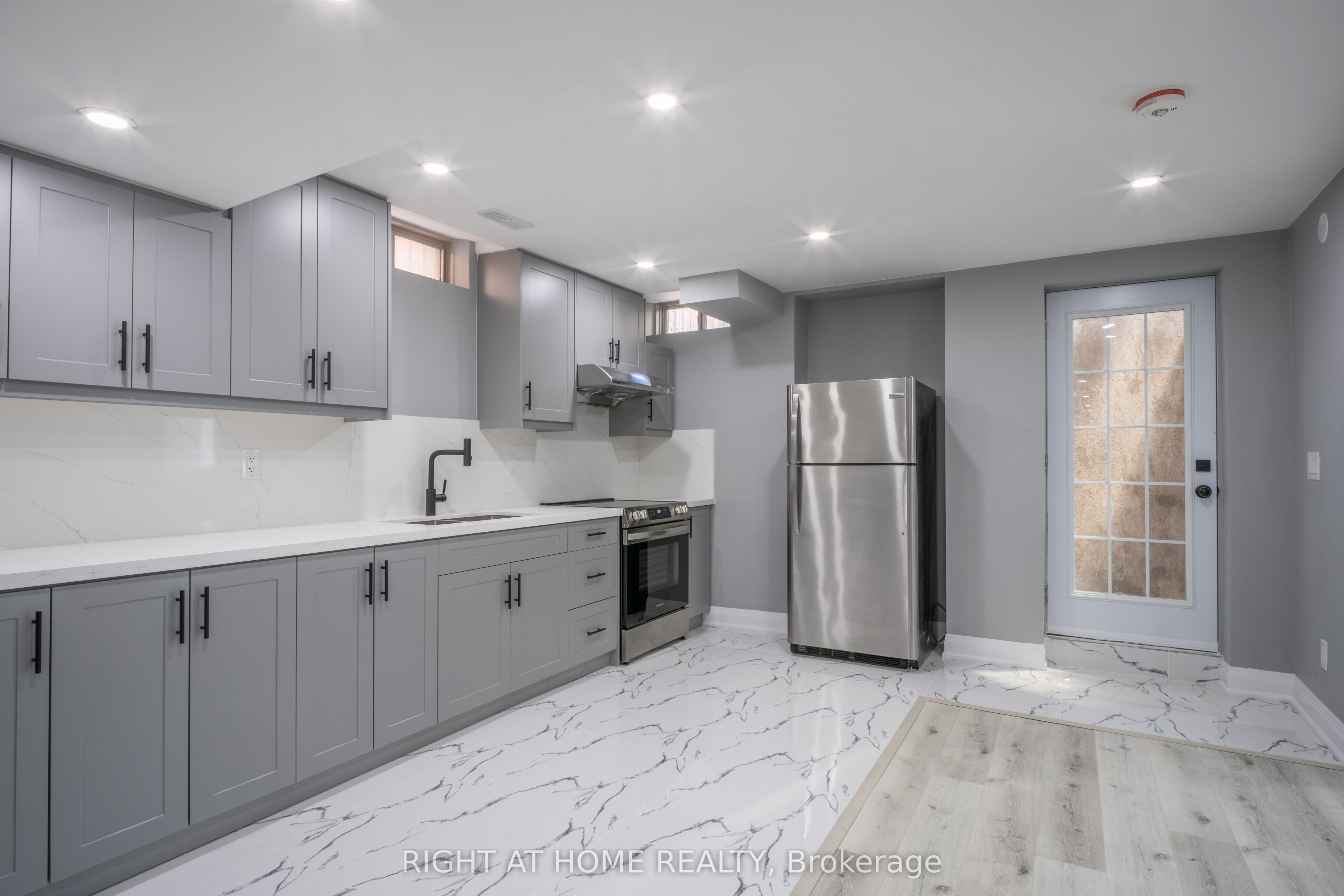 136 Durhamview Crescent, Whitchurch-stouffville, ON, L4A 1H4