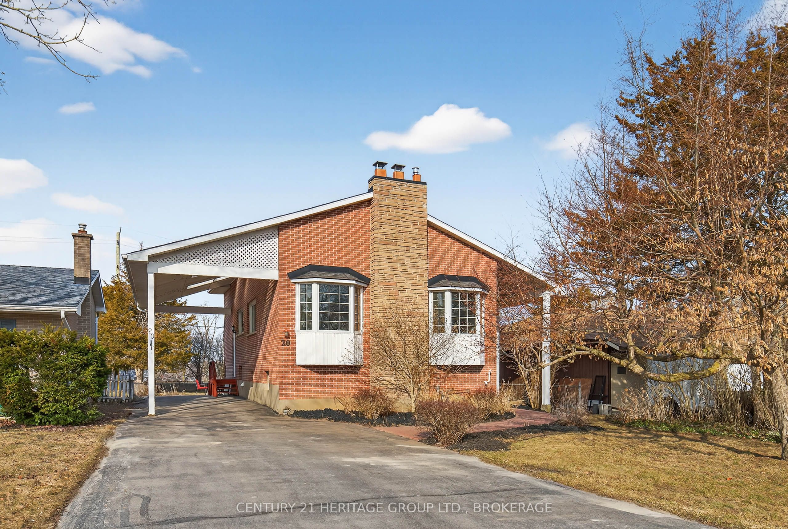 20 Oakridge Avenue, Kingston, ON, K7L 4S9