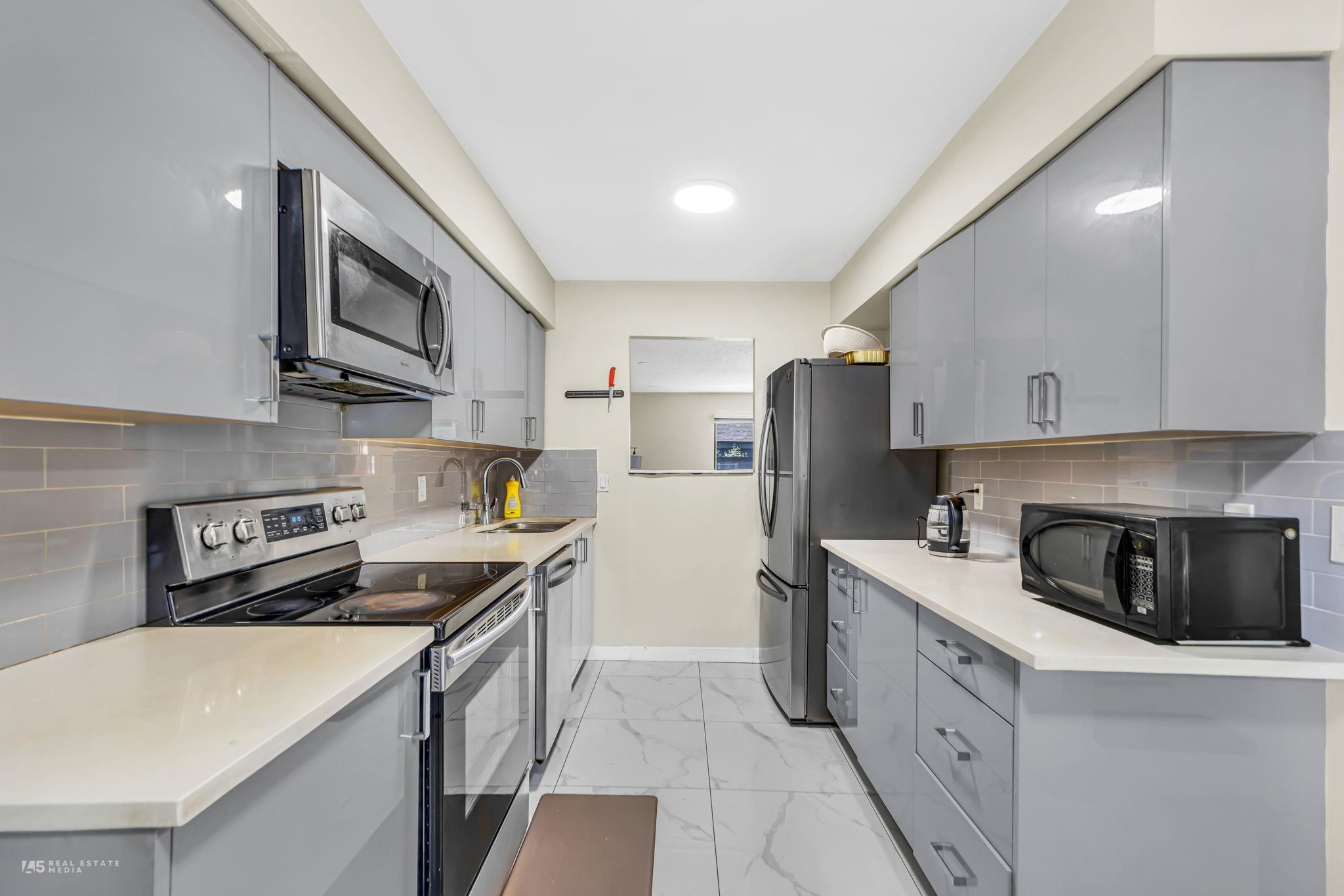 Additional image 6 of 202-9468 Prince Charles Boulevard, Surrey, BC, V3V 1S6