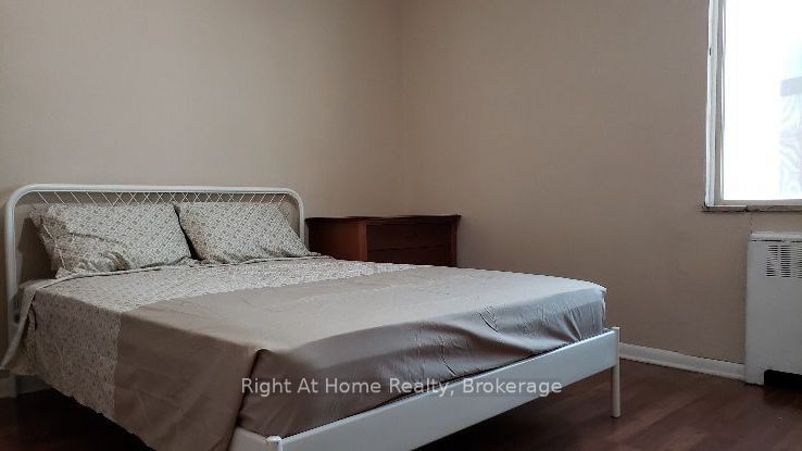 2998 Tecumseh Road E, Windsor, ON, N8W 1G5 photo 2