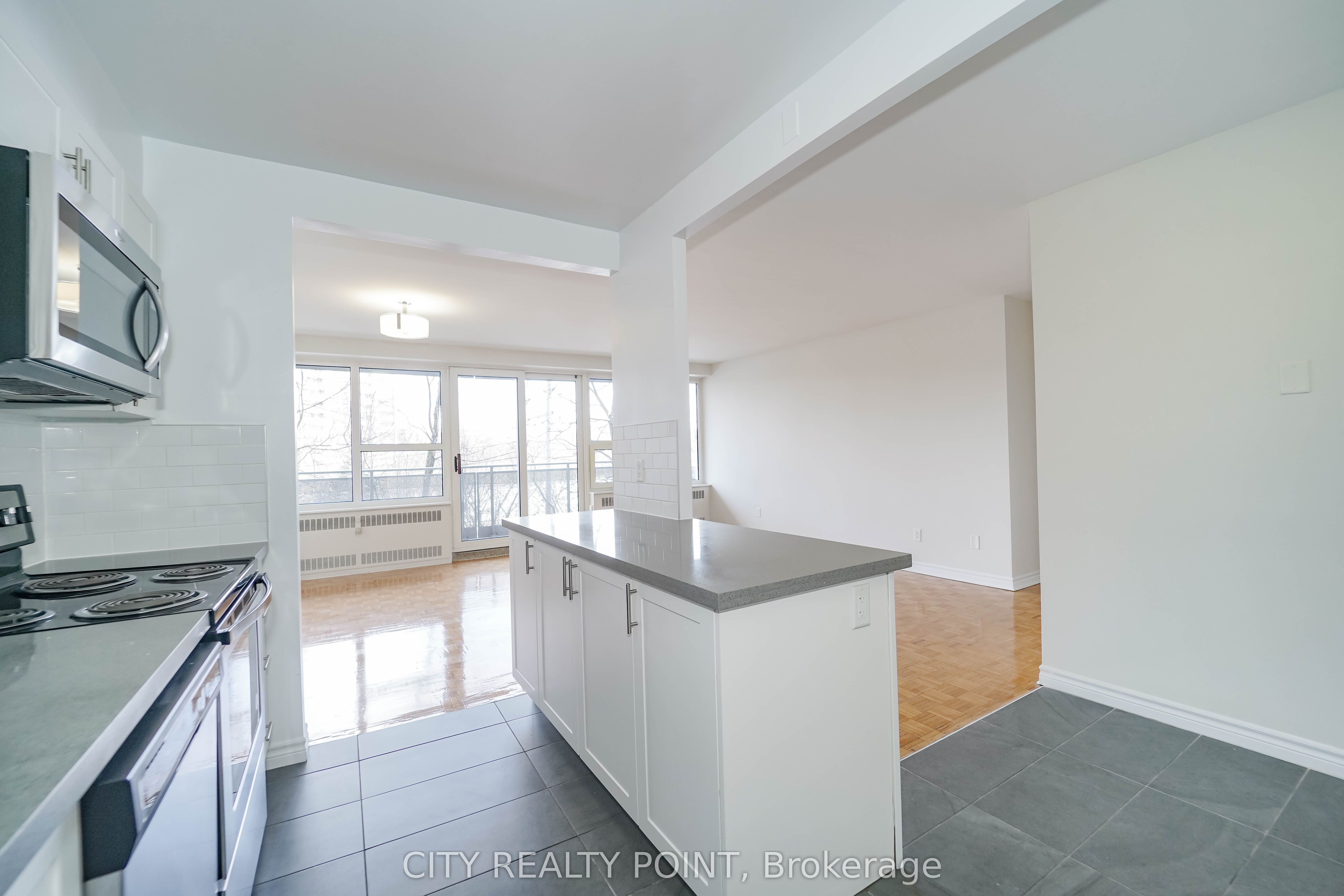 Additional image 4 of 705-10 Shallmar Boulevard, Toronto, ON, M5N 1J4