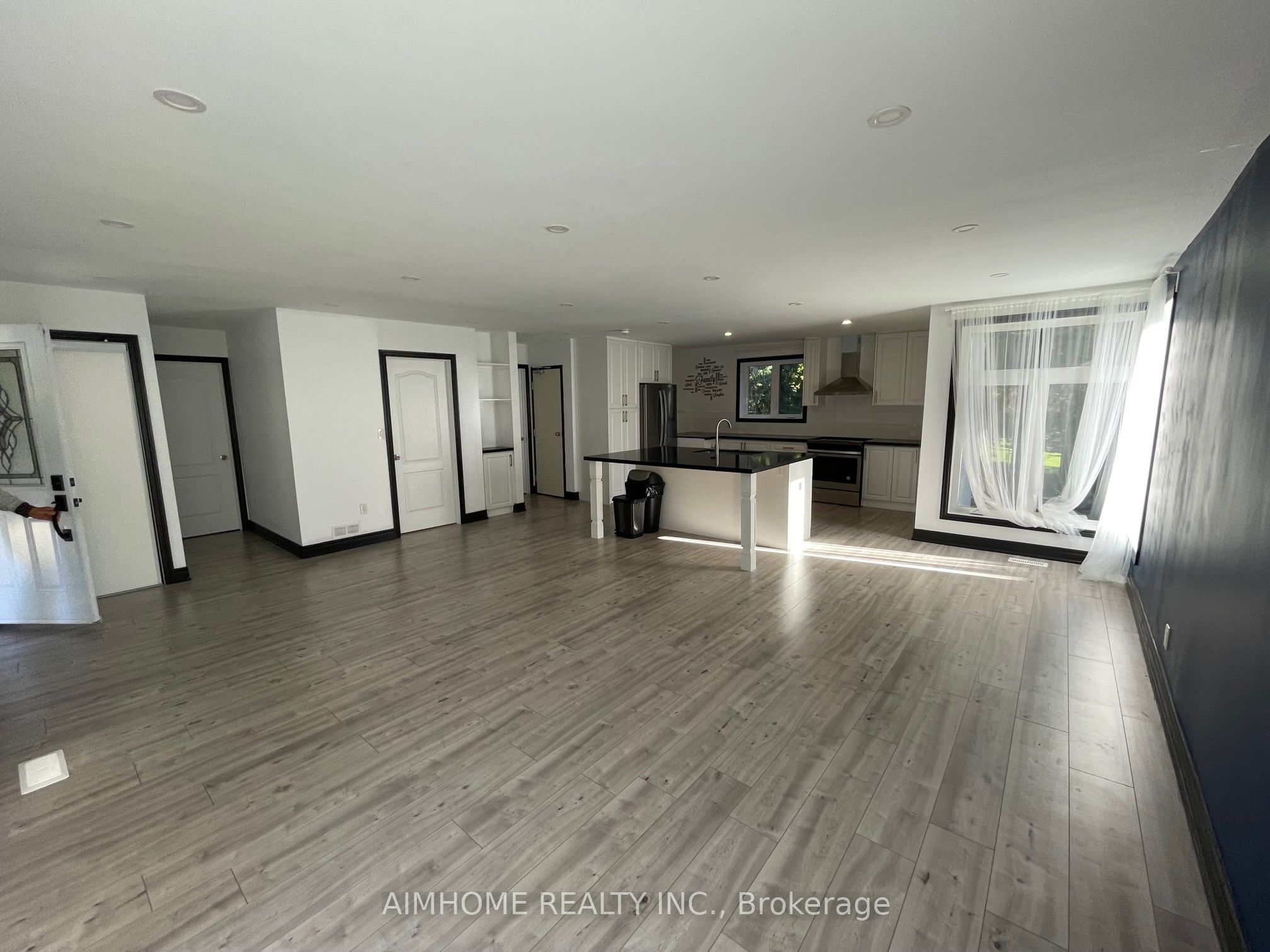 Main-11 Lauralynn Crescent, Toronto, ON, M1S 2H3 photo 3