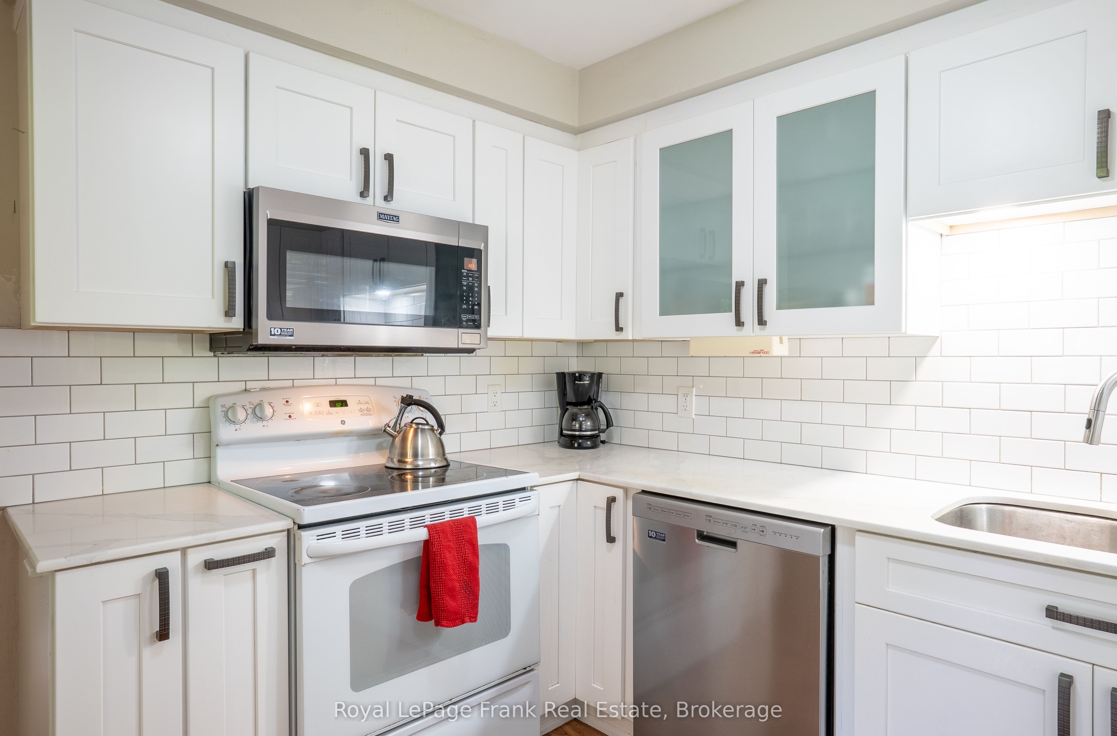Additional image 6 of 383 Old Surrey Lane, Kawartha Lakes, ON, K0M 1A0