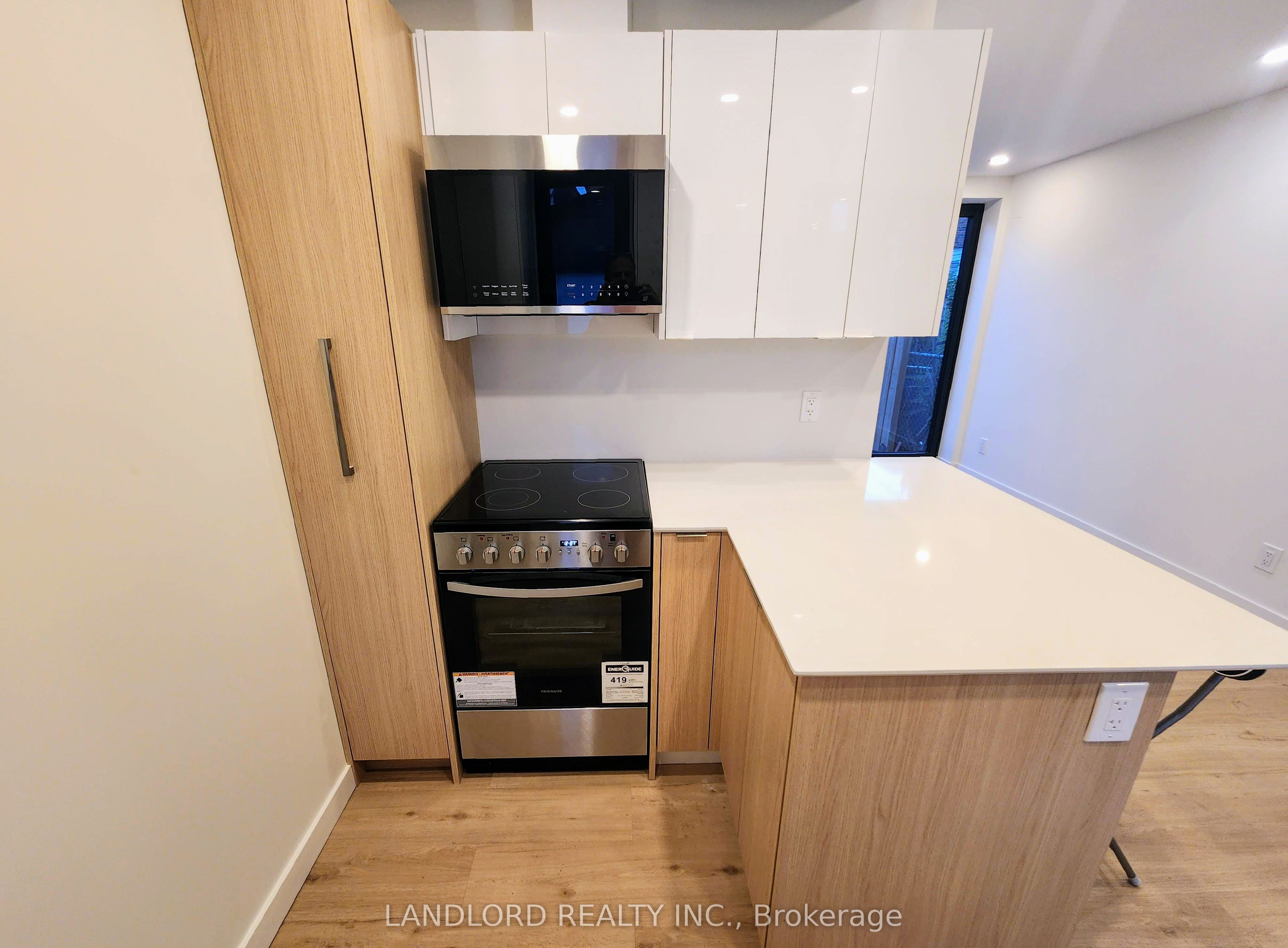 Laneway-107 Nairn Avenue, Toronto, ON, M6E 4G9 photo 4