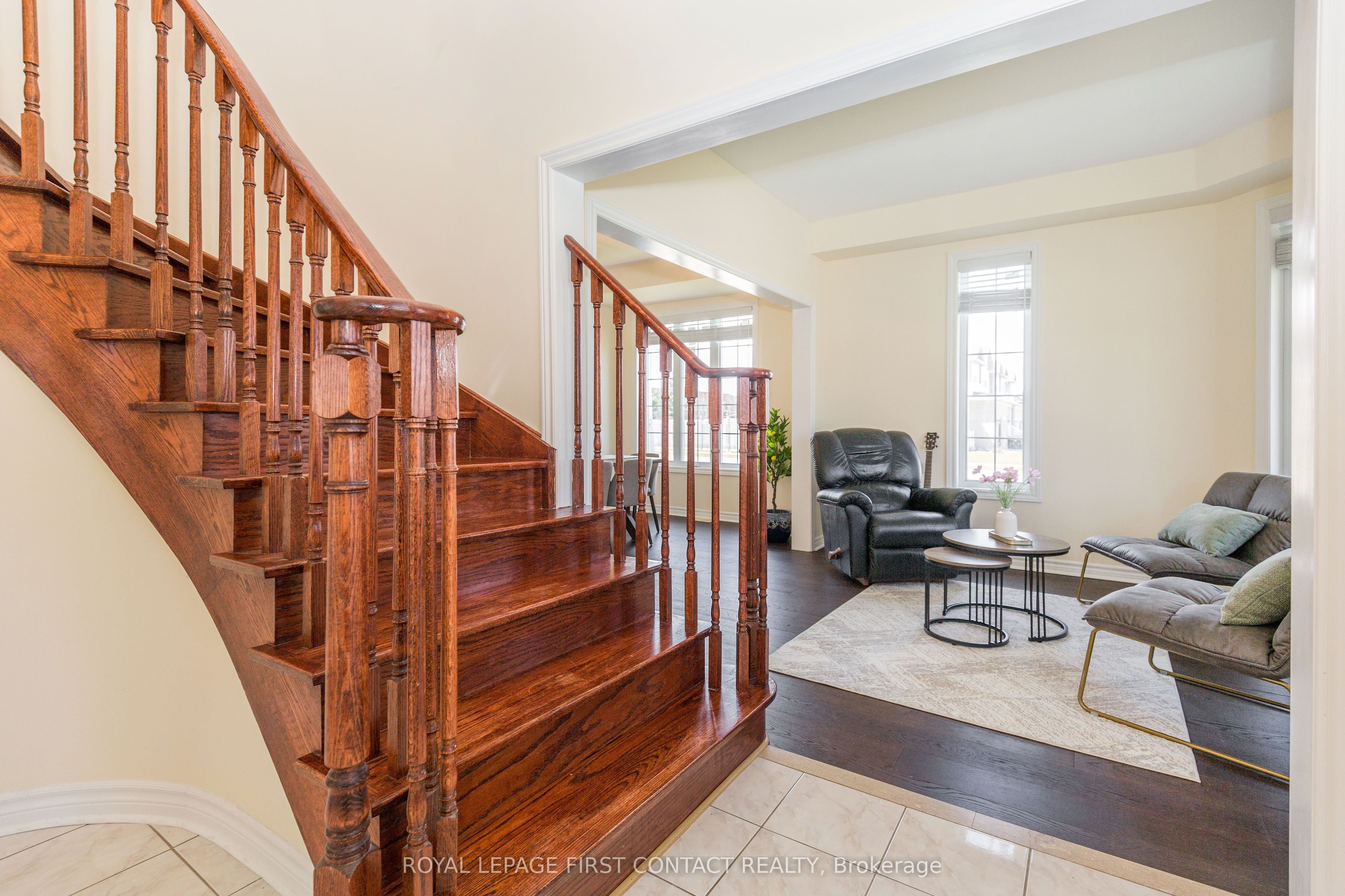 1 Griffin Gate, Barrie, ON, L4M 7G4 photo 5