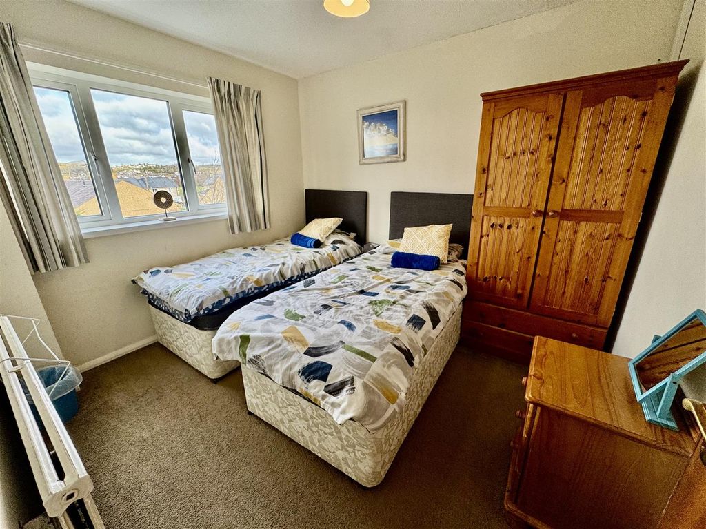 Additional image 8 of 4 bed town house for saleVictoria Parade, Pwllheli LL53