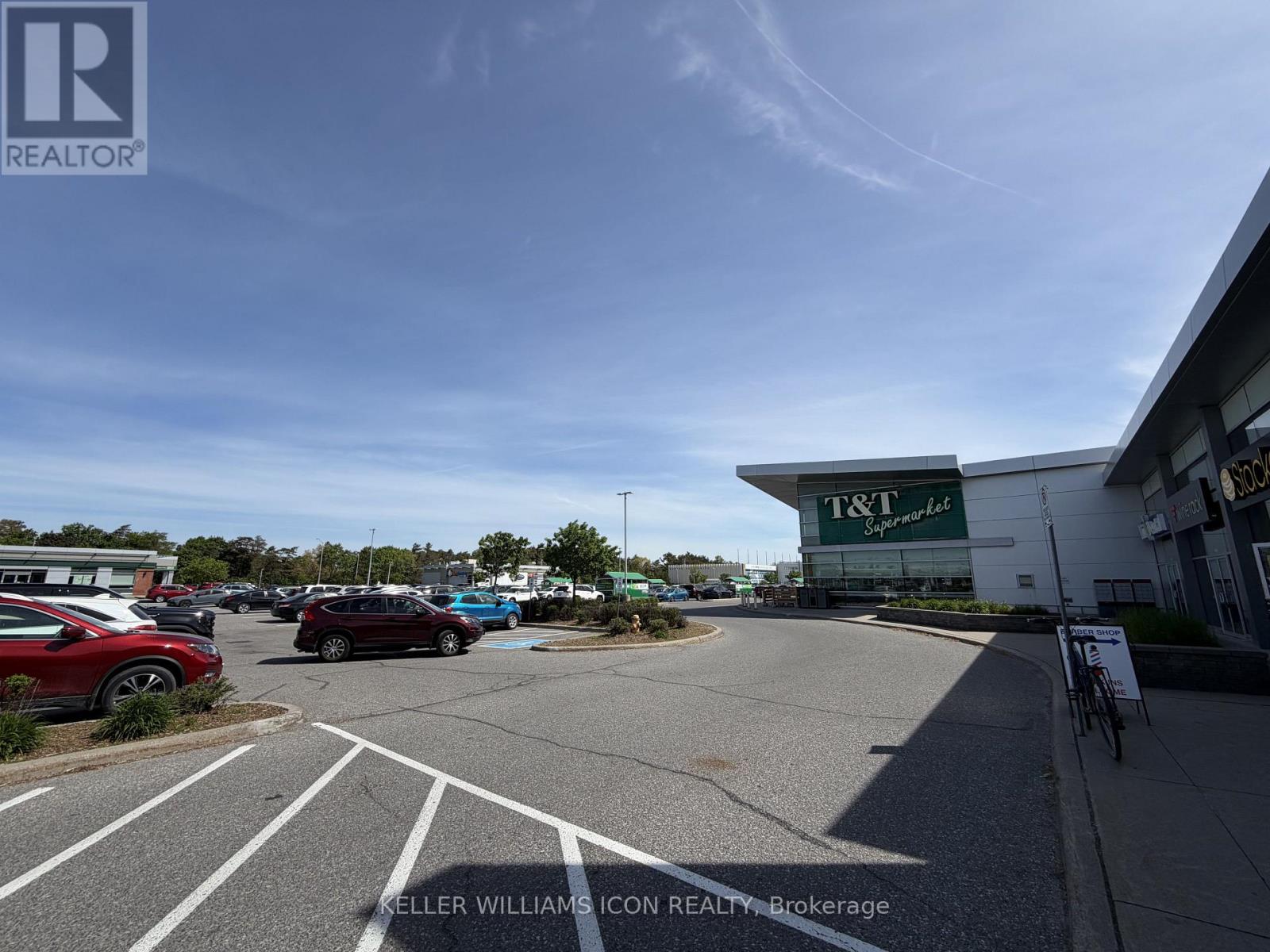 Additional image 3 of 224 Hunt Club Road, Ottawa, ON, K1V1C1