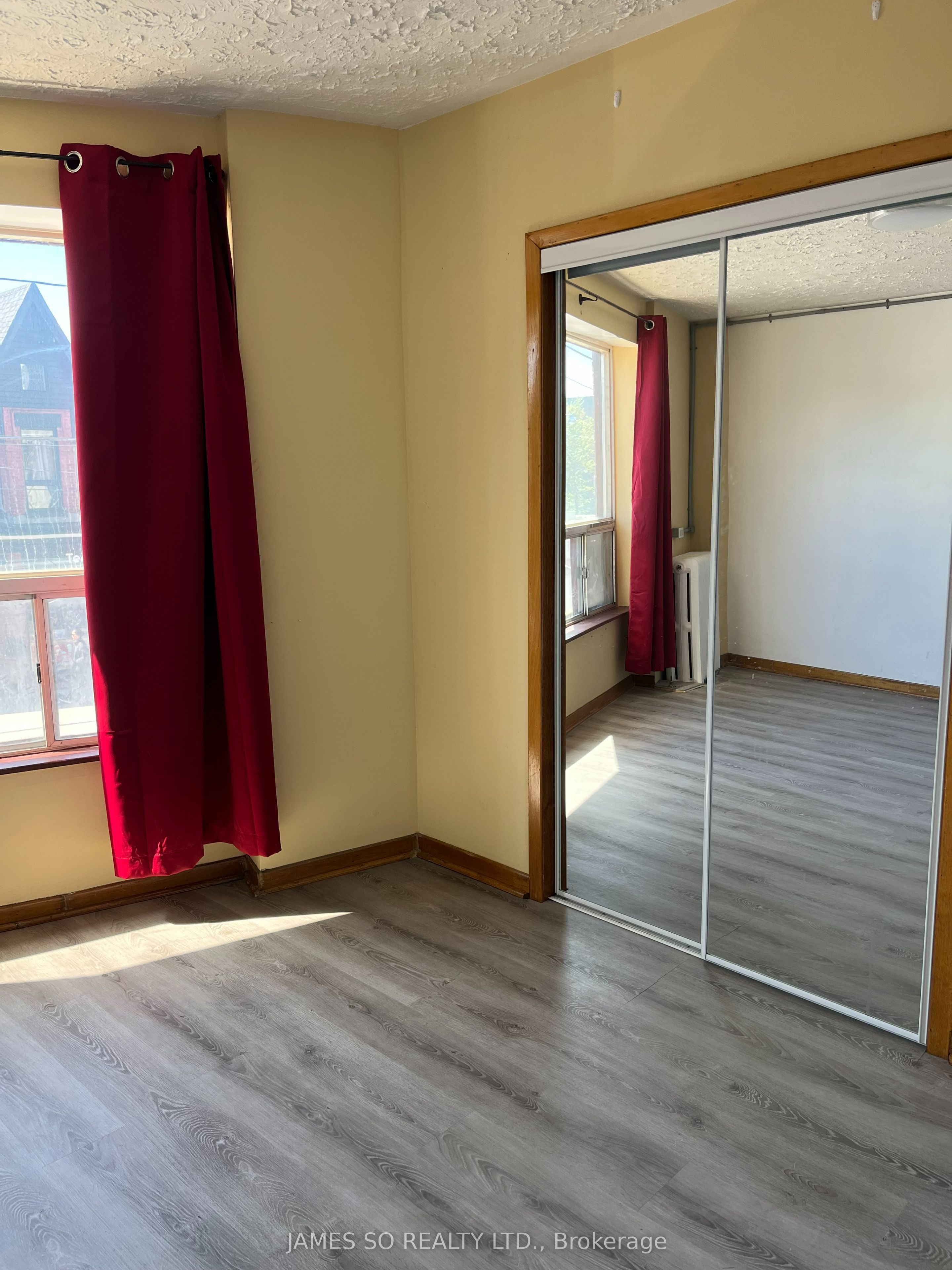 2nd Floor-1460 Dundas Street W, Toronto, ON, M6J 1Y6 photo 2