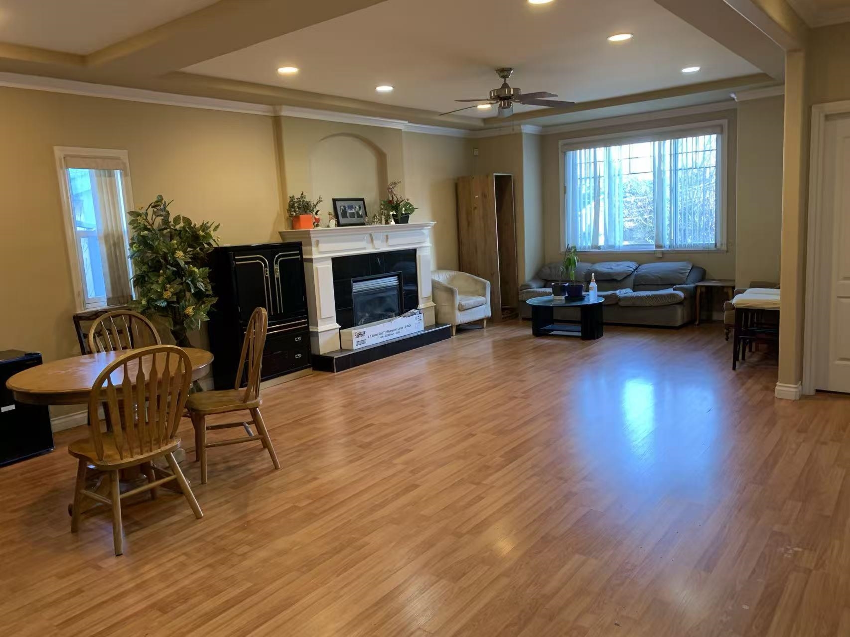 Master Room -11371 Cambie Road S, Richmond, BC, V6X 1L3 photo 2
