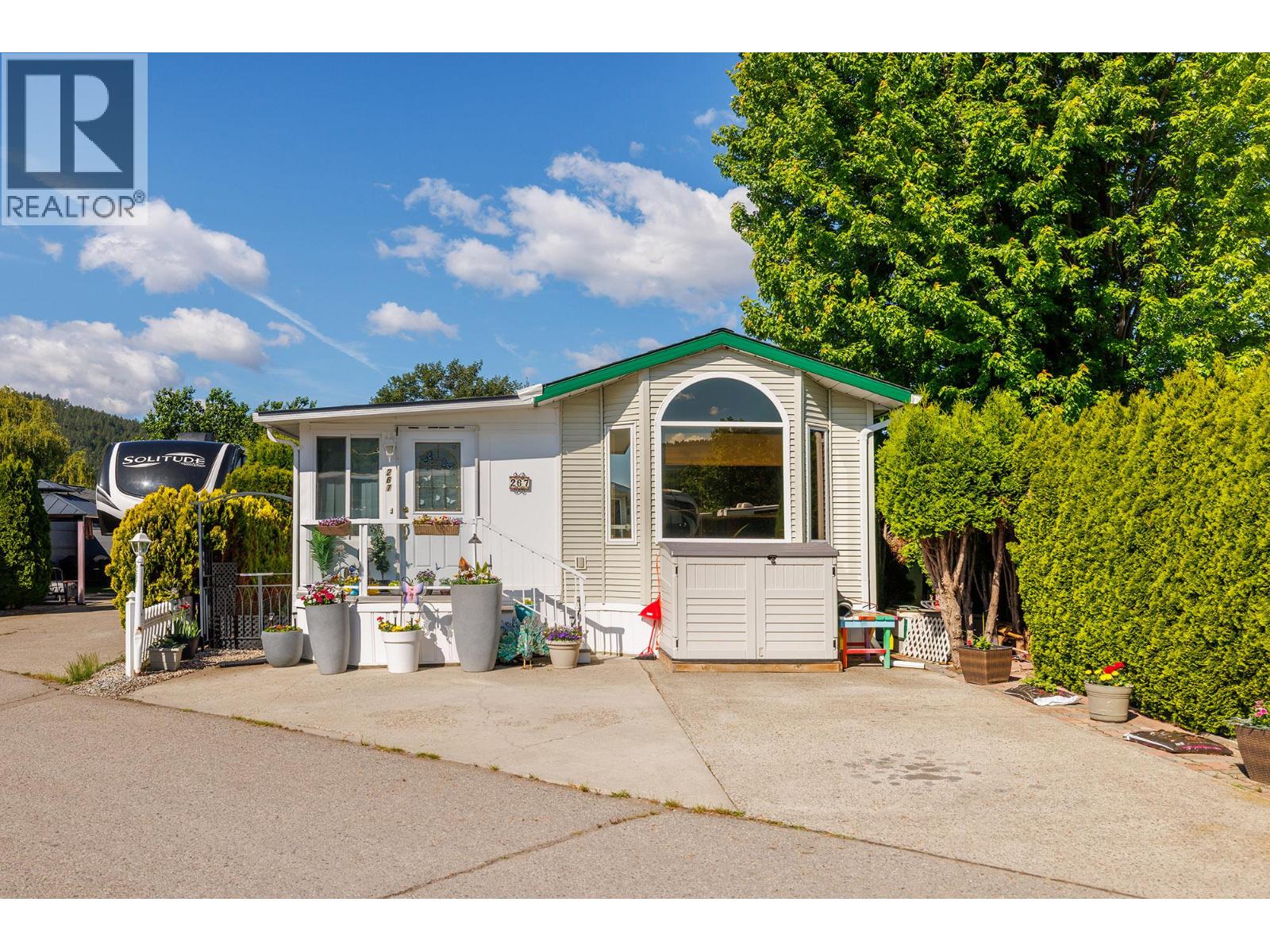 267-415 Commonwealth Road, Kelowna, BC, V4V1P4 photo 2